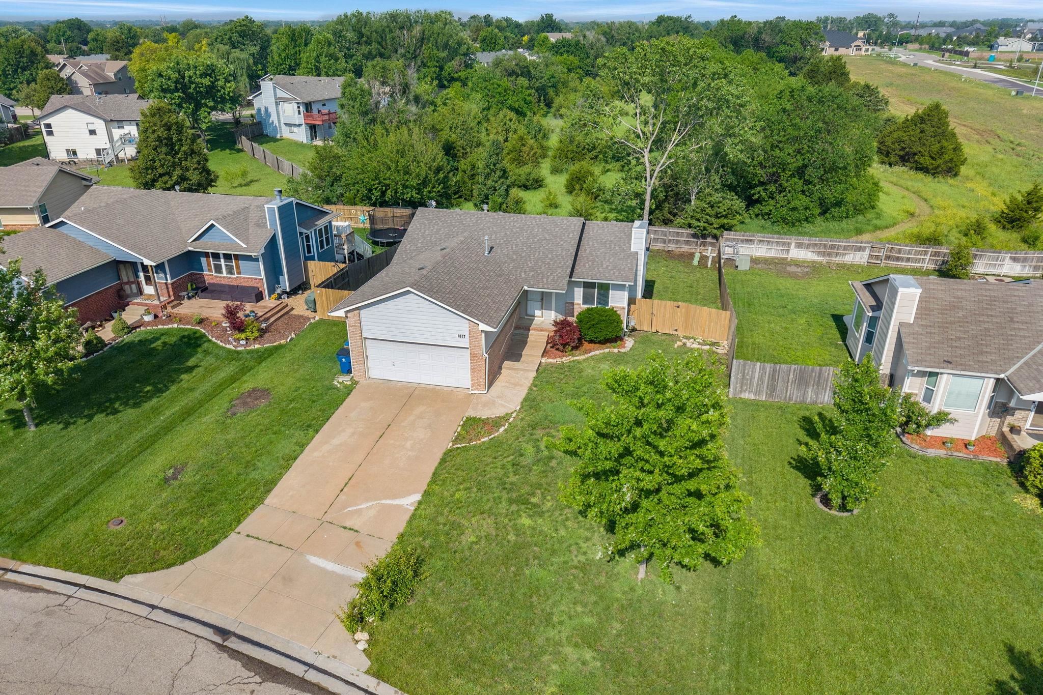 1817 N Buckthorn Ct, Andover, Virginia image 2