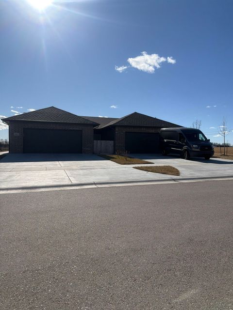 Multifamily For Sale - 16697 W Lynndale St # 16699 St<br/> Goddard, KS 67052