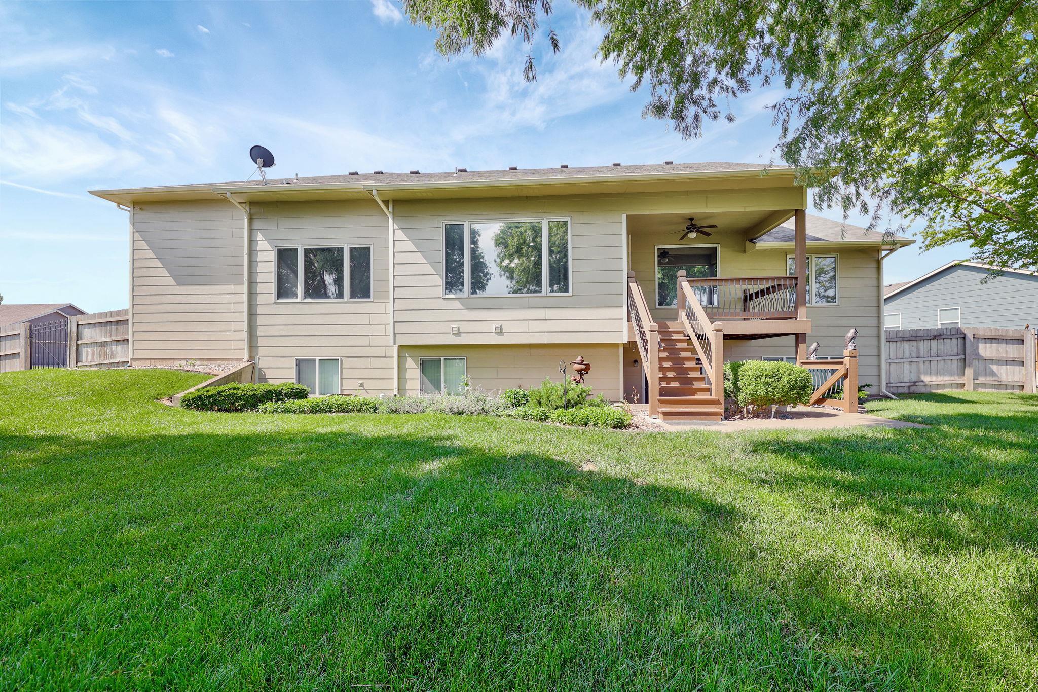 2316 E Dory St, Goddard, Kansas image 36