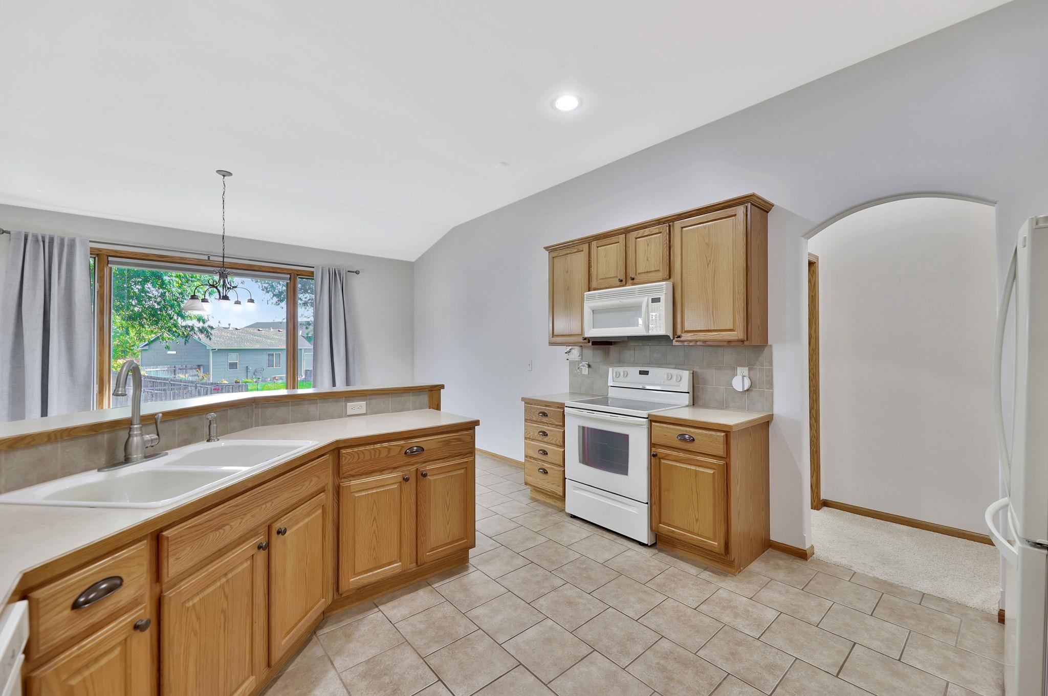 2316 E Dory St, Goddard, Kansas image 13
