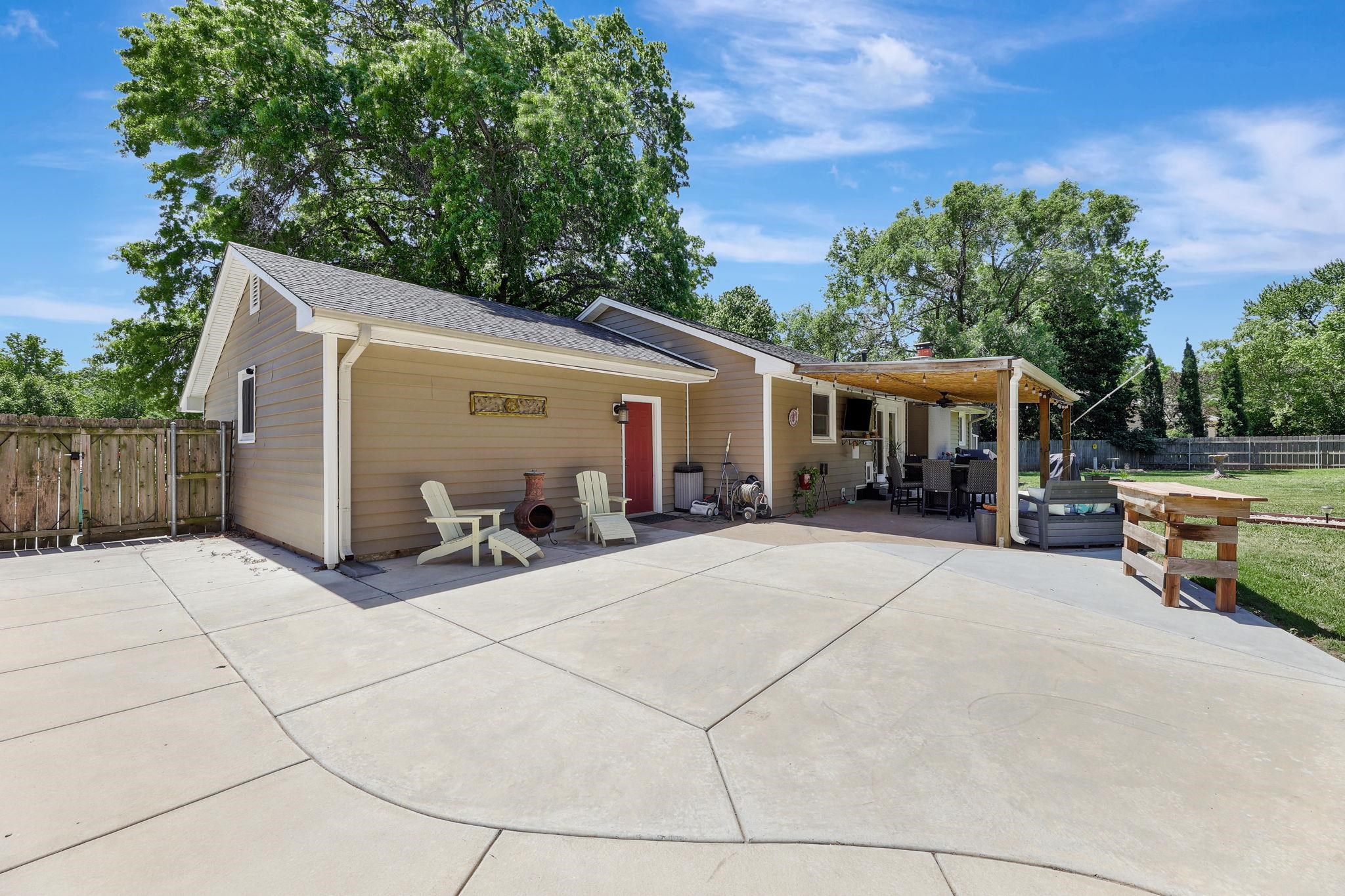 9748 W 10th Ct N Ct, Wichita, Virginia image 25