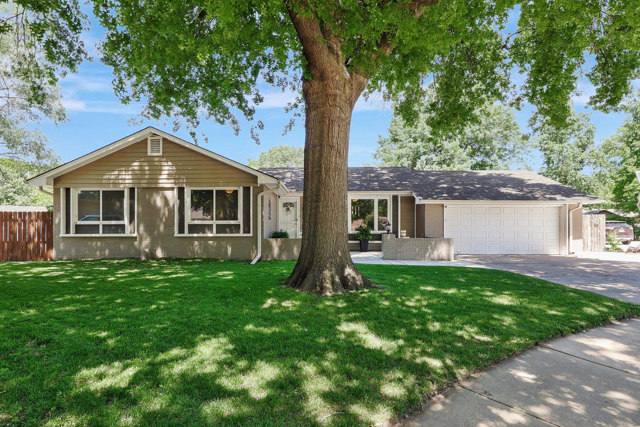 9748 W 10th Ct N Ct, Wichita, Virginia image 1