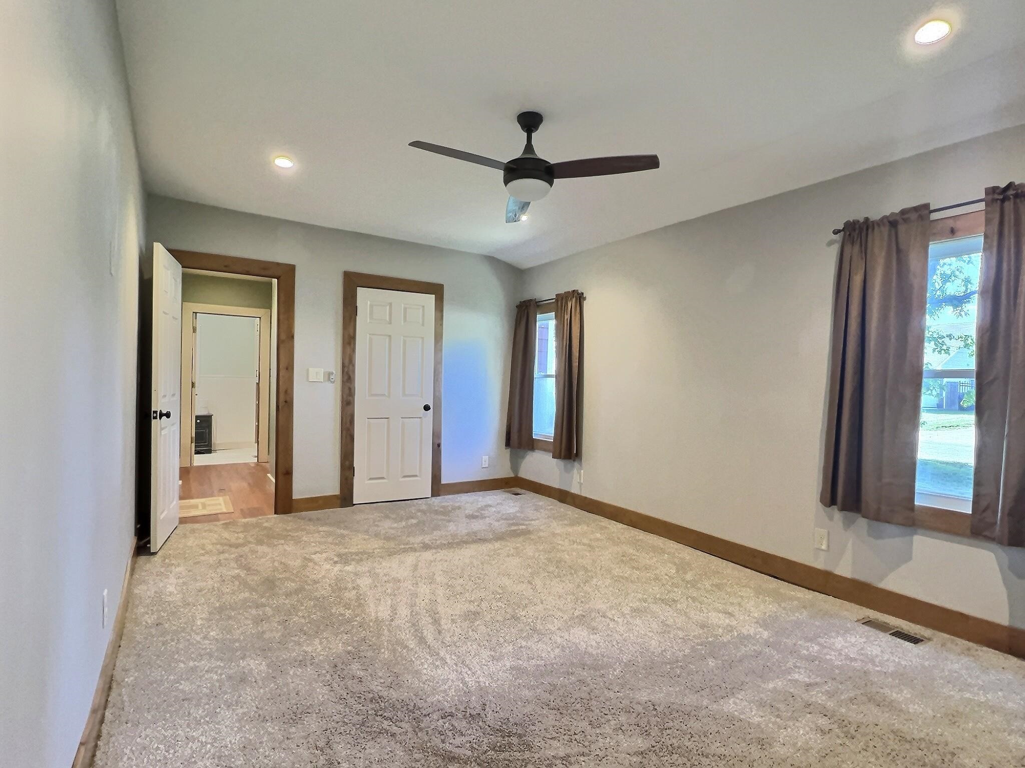 1049 N Main St, Andover, Kansas image 12