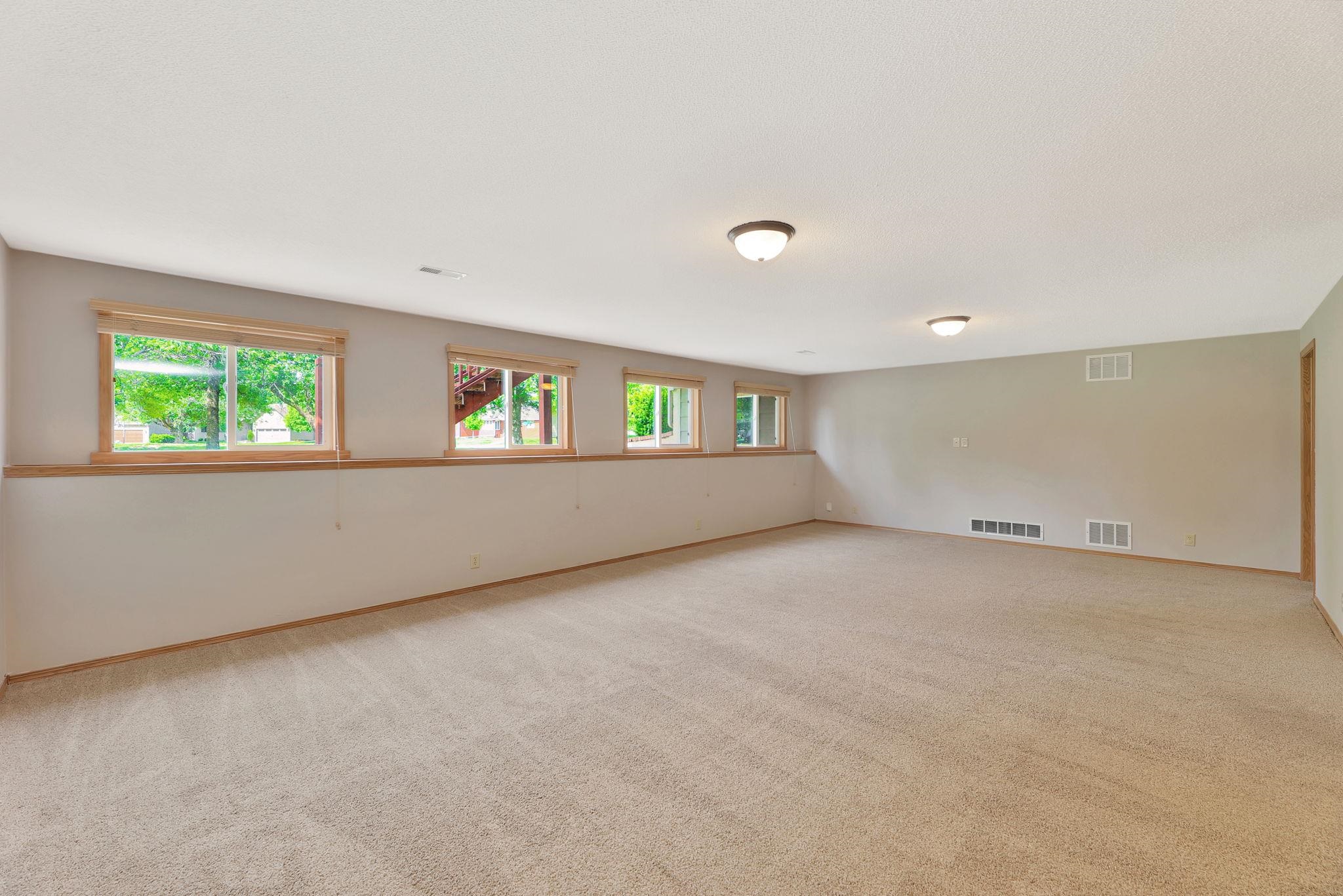 2501 N Fox Run, Wichita, Kansas image 18