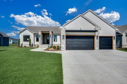 Homes For Sale - 3666 N Bristol Court<br/> Wichita, KS 67226