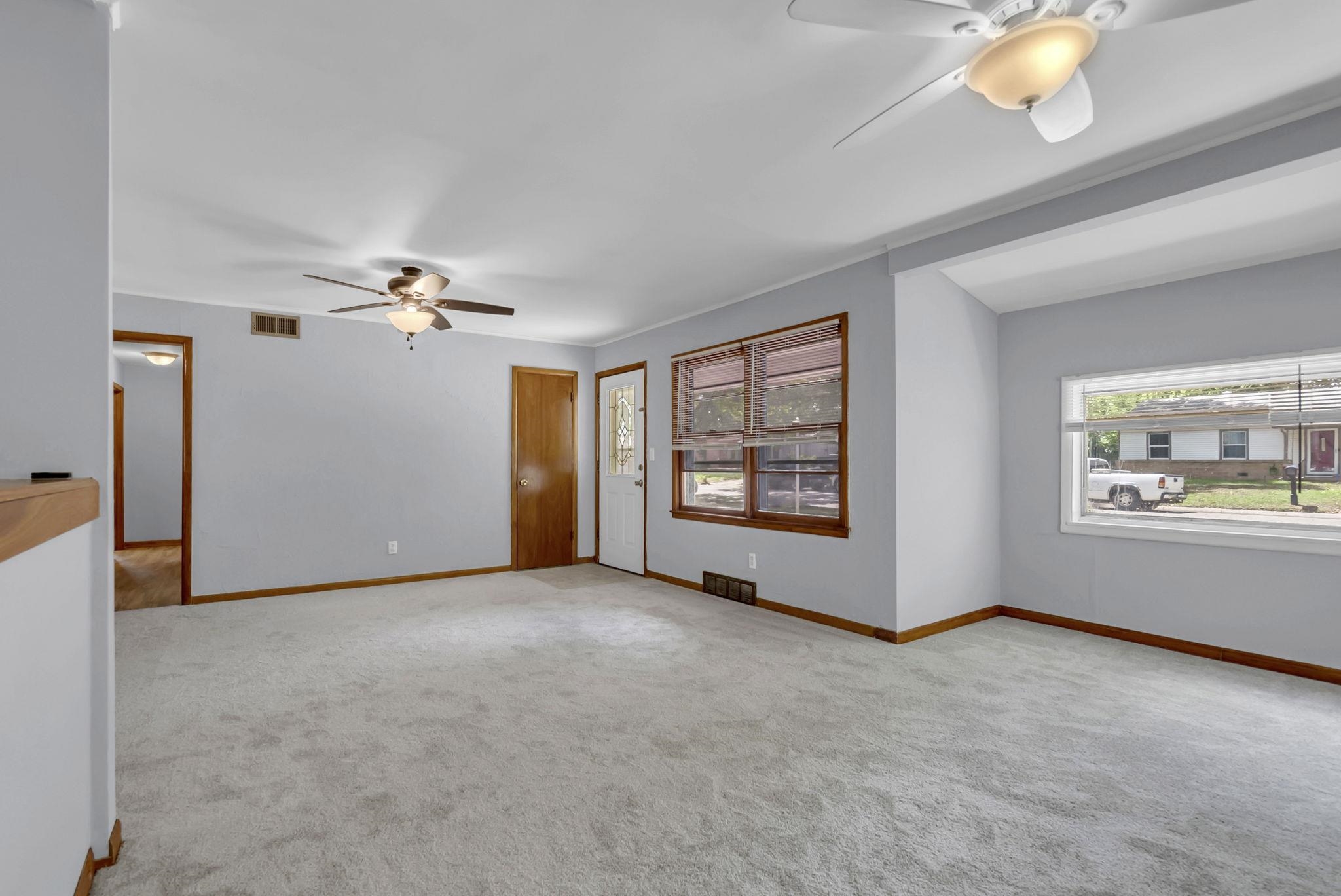 1040 N Baltimore Ave, Derby, Kansas image 9
