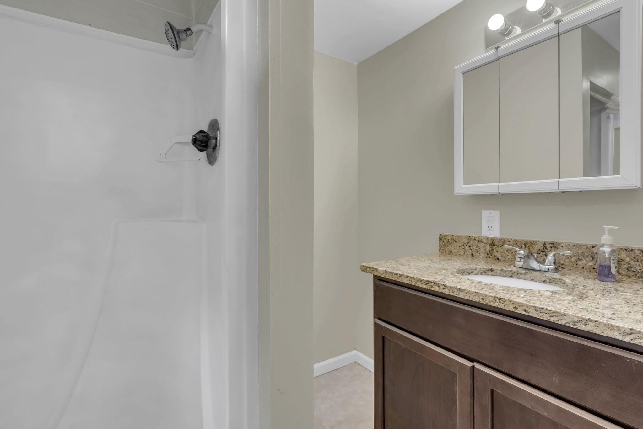 1040 N Baltimore Ave, Derby, Kansas image 27