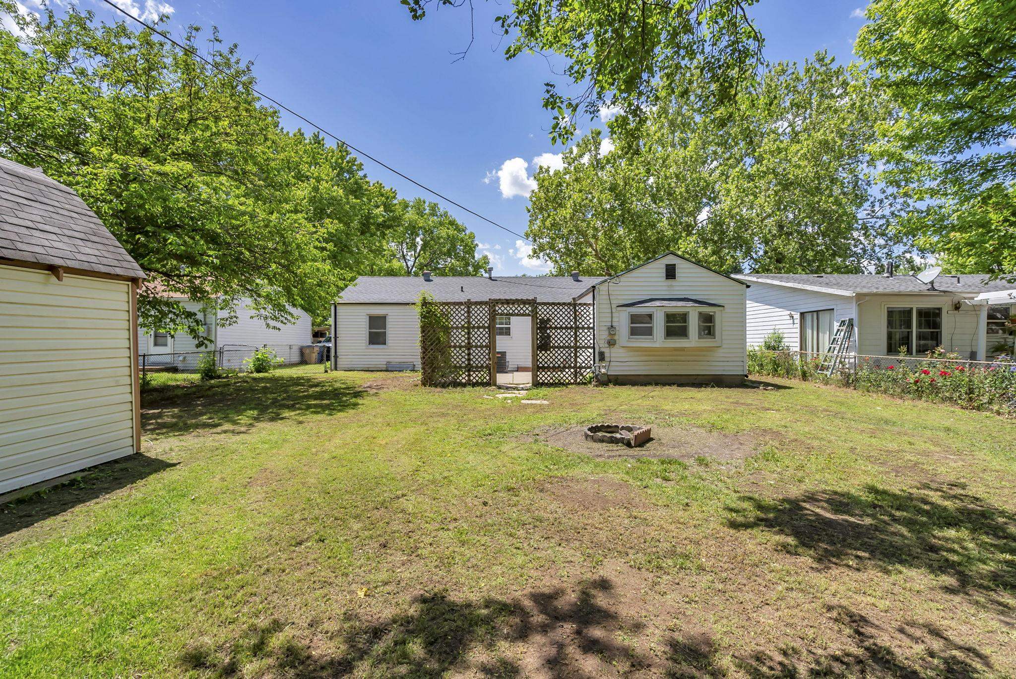 1040 N Baltimore Ave, Derby, Kansas image 32