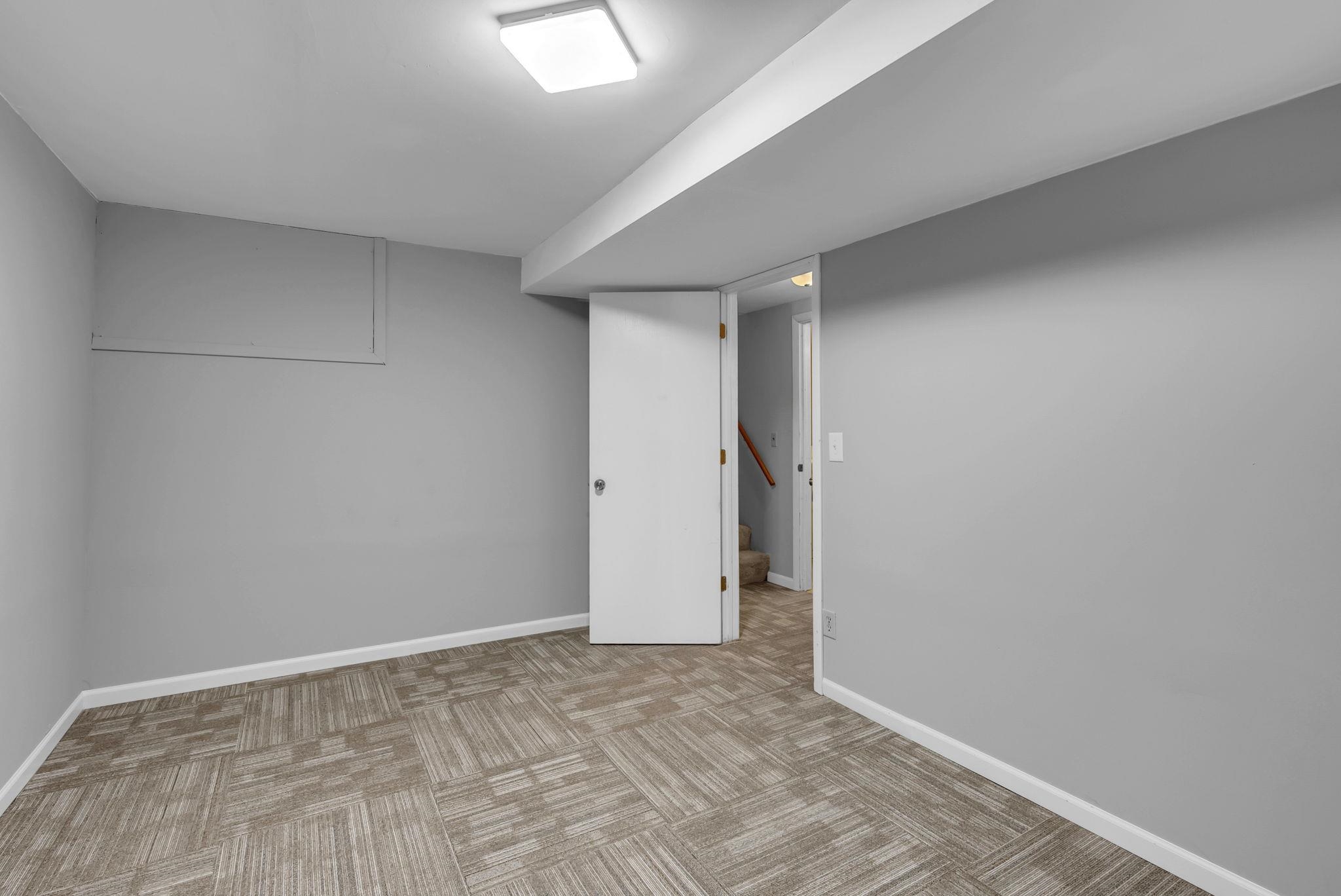1040 N Baltimore Ave, Derby, Kansas image 26