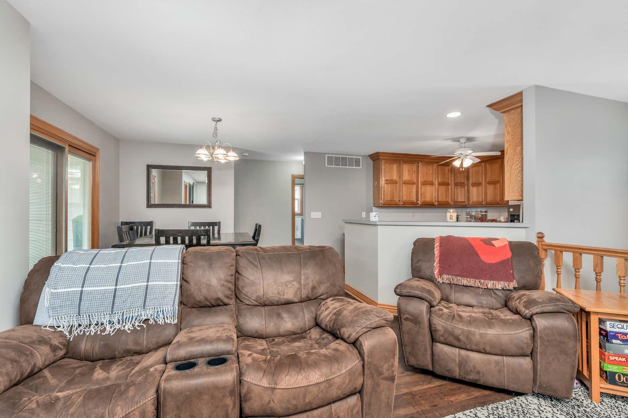 1743 E Oxford Cir, Derby, Kansas image 9