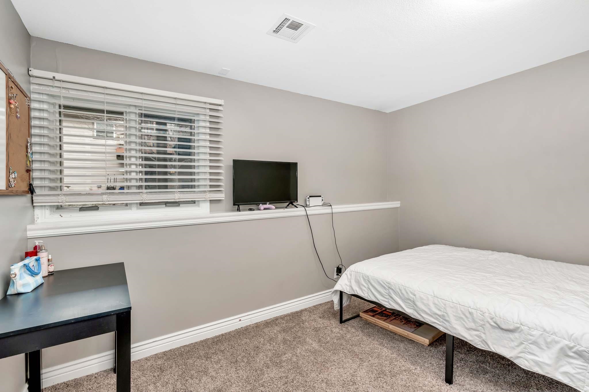 1743 E Oxford Cir, Derby, Kansas image 25