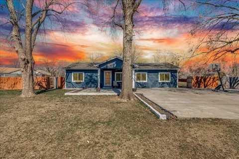 1022 W 46th St N, Wichita, KS MLS: 652438