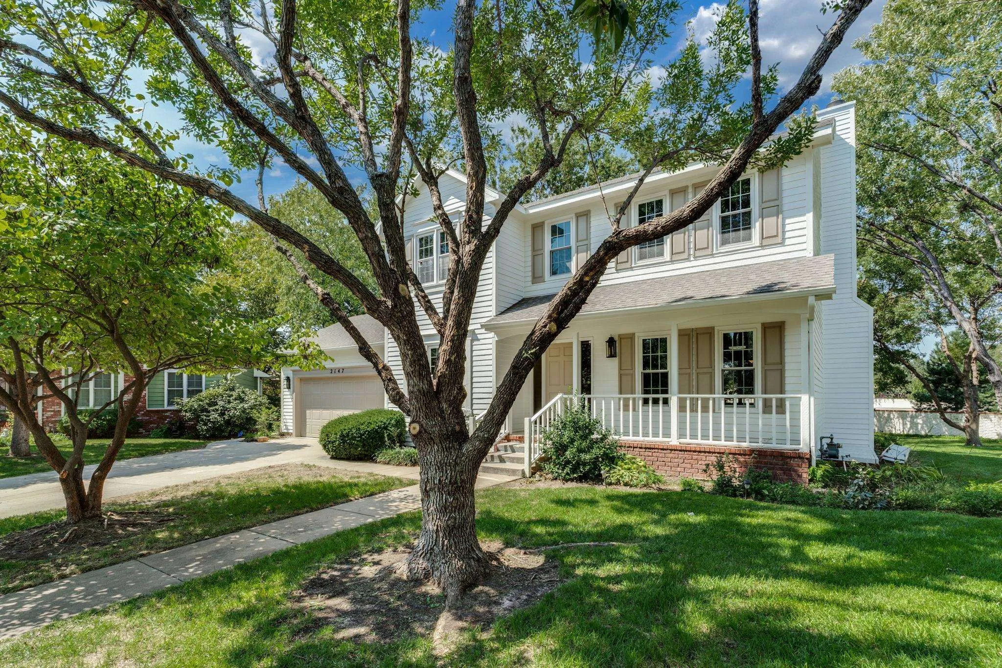 Wichita, Kansas 67212, United States, 6 Bedrooms Bedrooms, ,4 BathroomsBathrooms,Residential,Active,209043