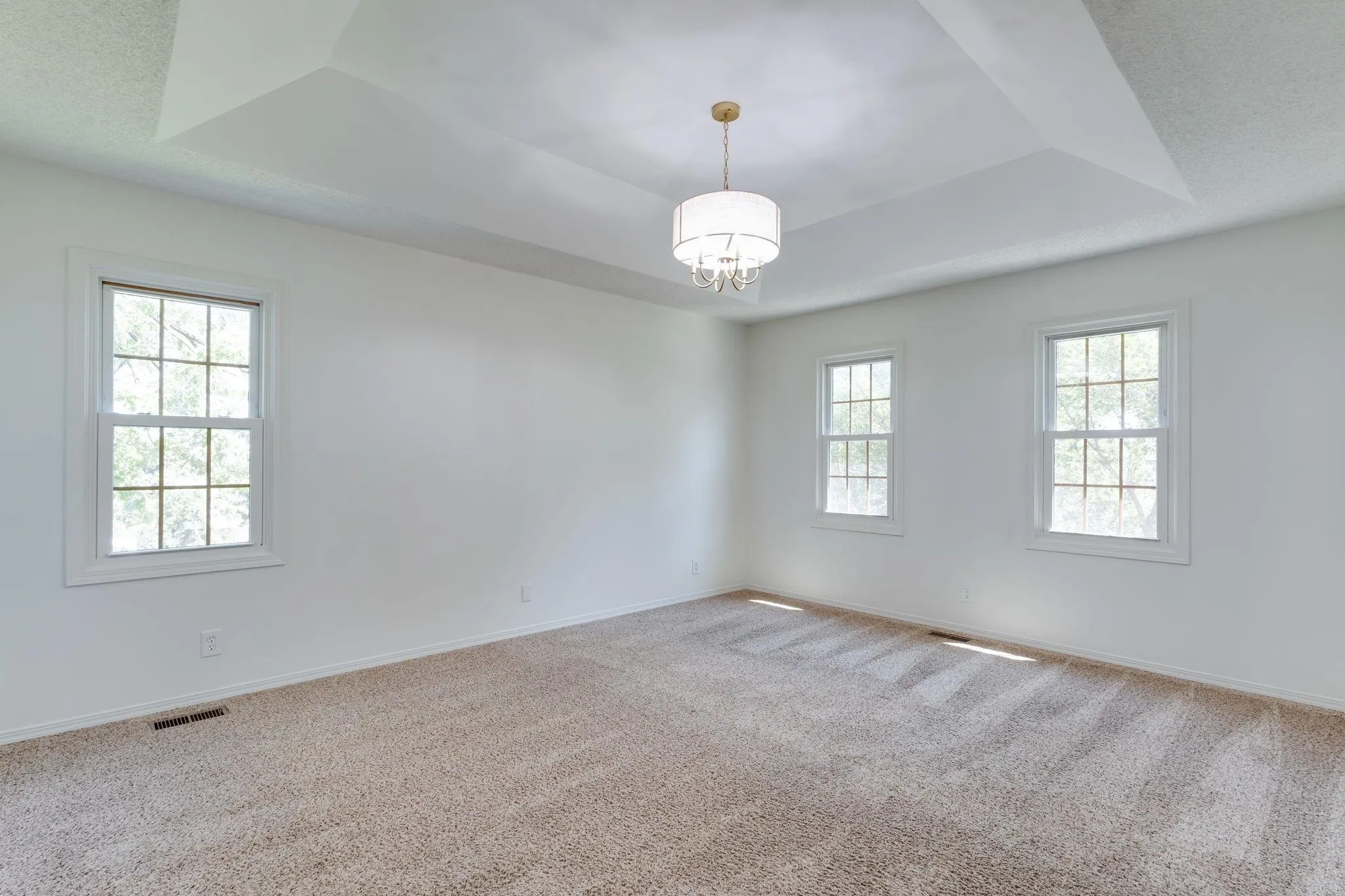 Wichita, Kansas 67212, United States, 6 Bedrooms Bedrooms, ,4 BathroomsBathrooms,Residential,Active,209043