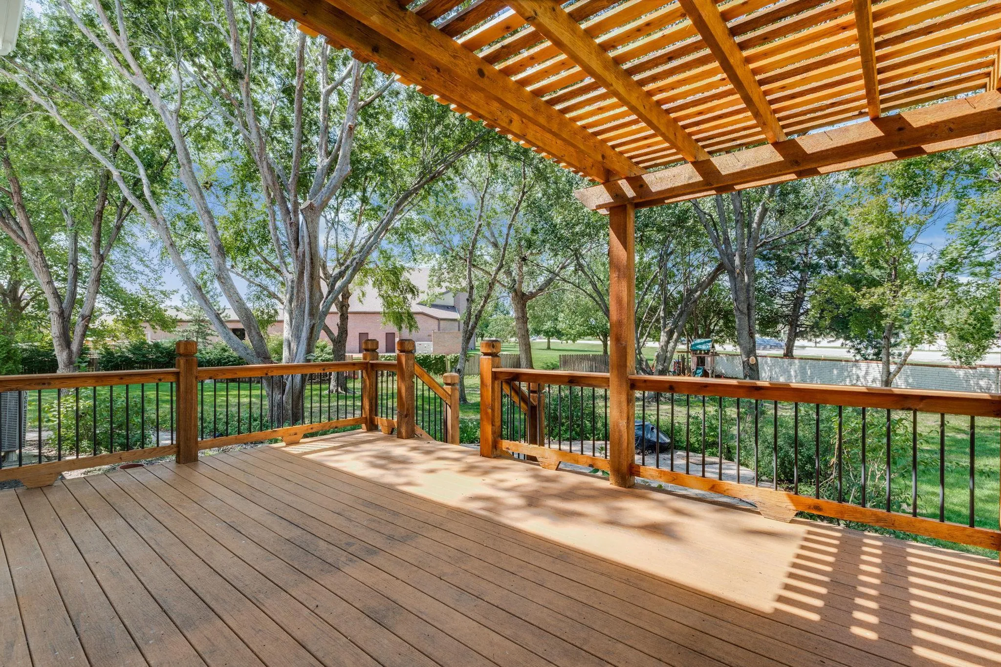 Wichita, Kansas 67212, United States, 6 Bedrooms Bedrooms, ,4 BathroomsBathrooms,Residential,Active,209043