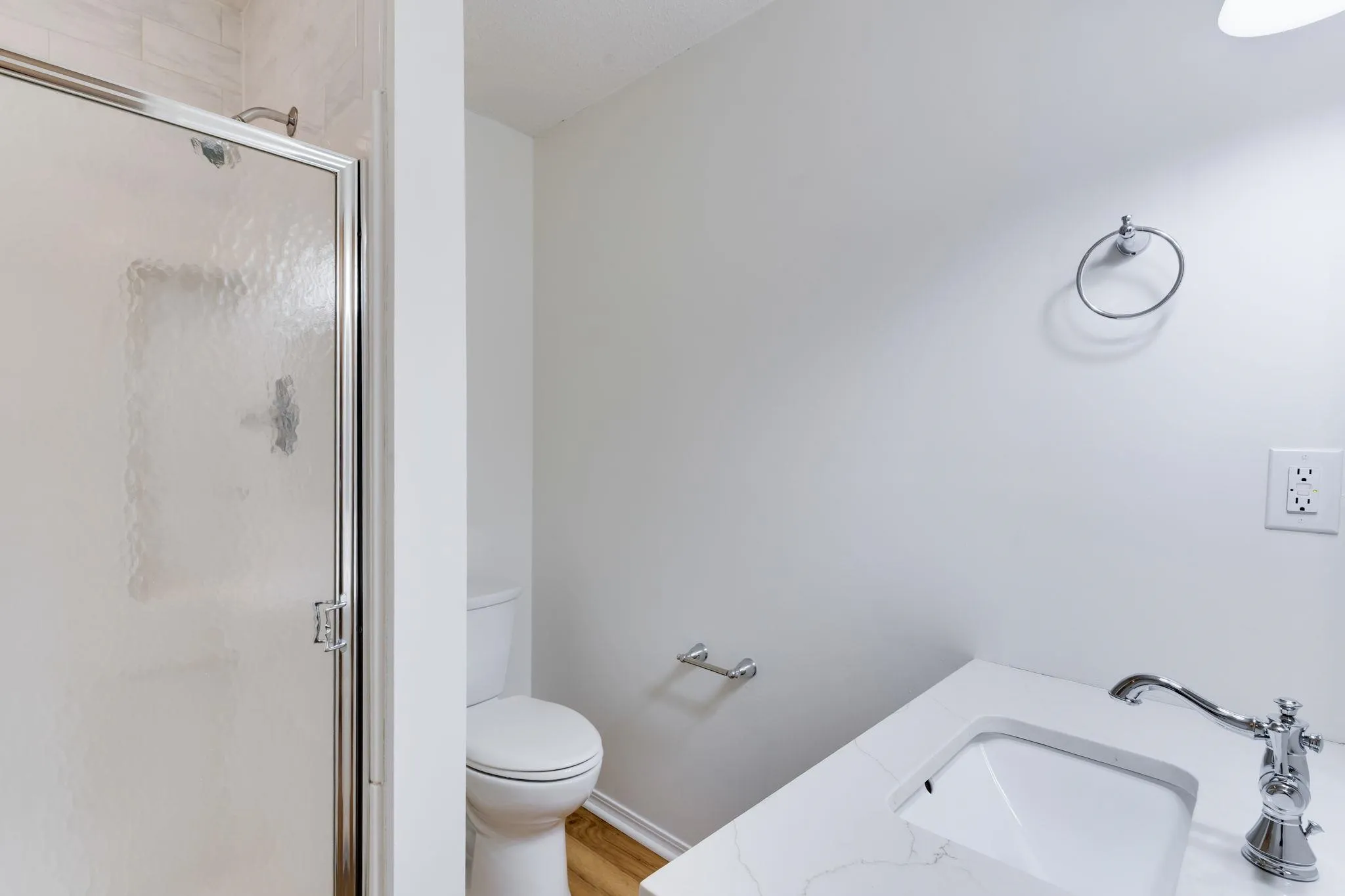 Wichita, Kansas 67212, United States, 6 Bedrooms Bedrooms, ,4 BathroomsBathrooms,Residential,Active,209043