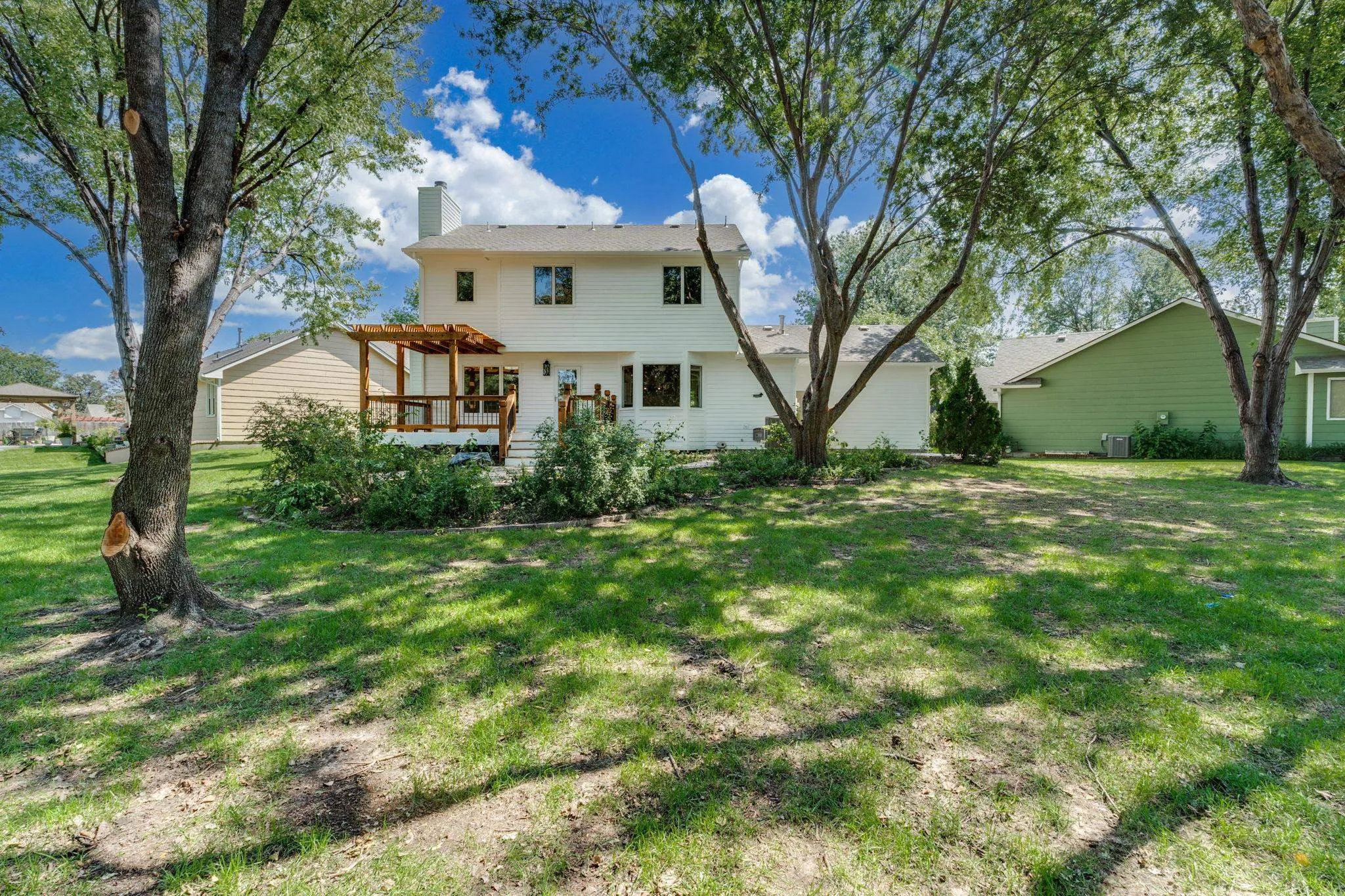 Wichita, Kansas 67212, United States, 6 Bedrooms Bedrooms, ,4 BathroomsBathrooms,Residential,Active,209043