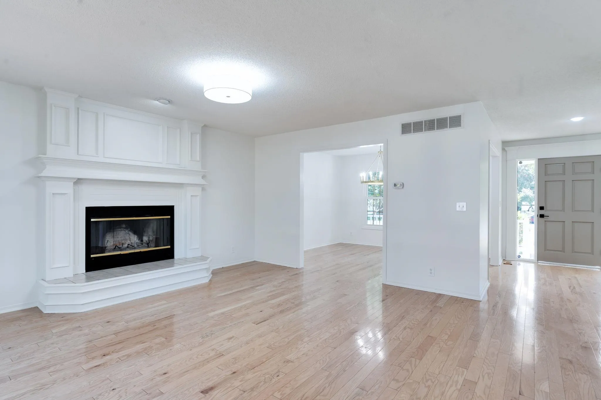 Wichita, Kansas 67212, United States, 6 Bedrooms Bedrooms, ,4 BathroomsBathrooms,Residential,Active,209043