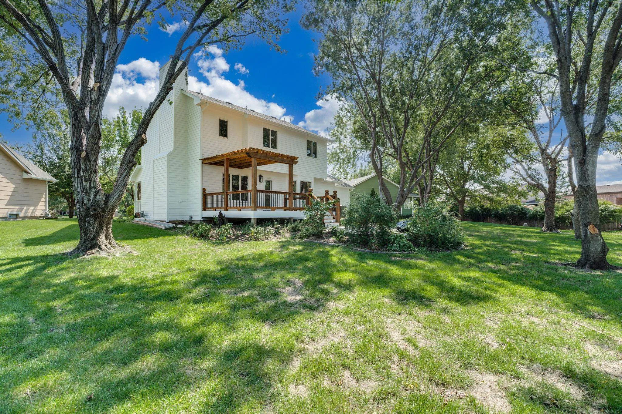 Wichita, Kansas 67212, United States, 6 Bedrooms Bedrooms, ,4 BathroomsBathrooms,Residential,Active,209043