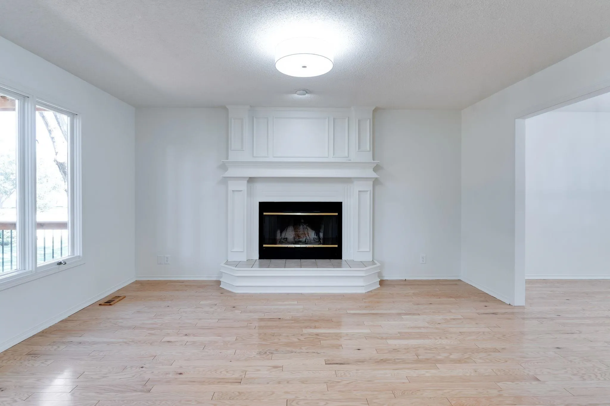 Wichita, Kansas 67212, United States, 6 Bedrooms Bedrooms, ,4 BathroomsBathrooms,Residential,Active,209043