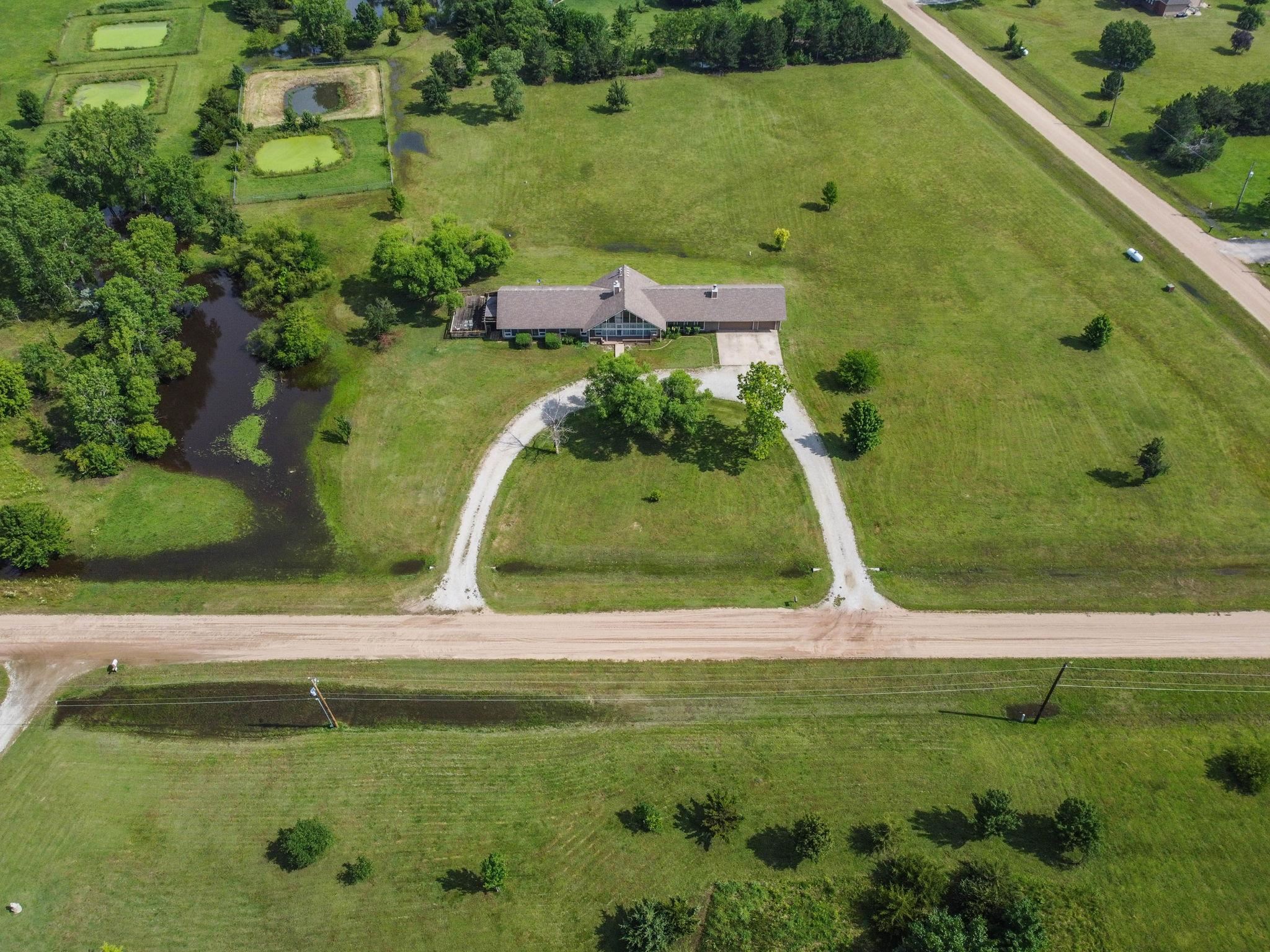 8820 E 42nd St S St, Derby, Kansas image 28
