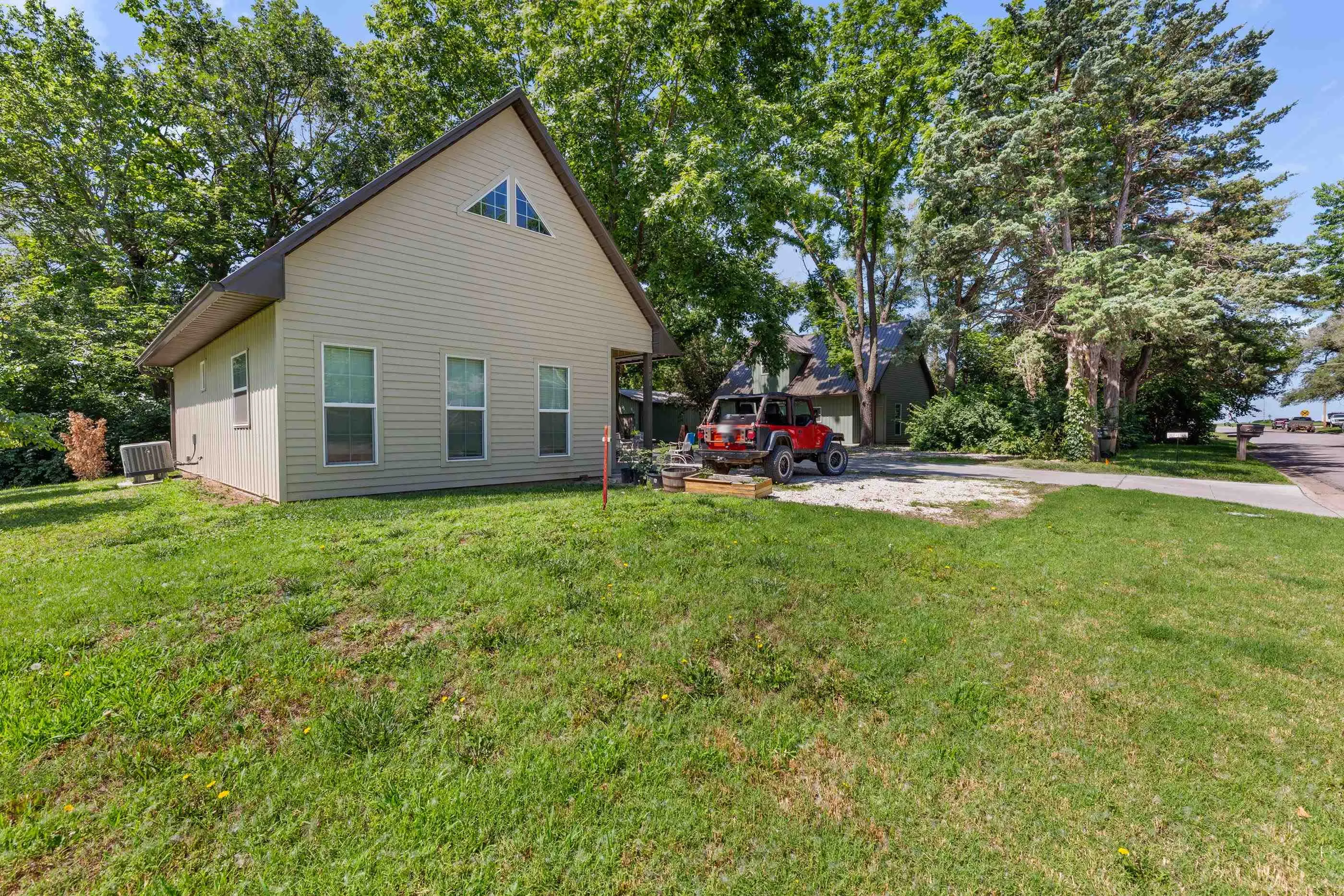 North Newton, Kansas 67117, United States, ,Residential,Active,153135