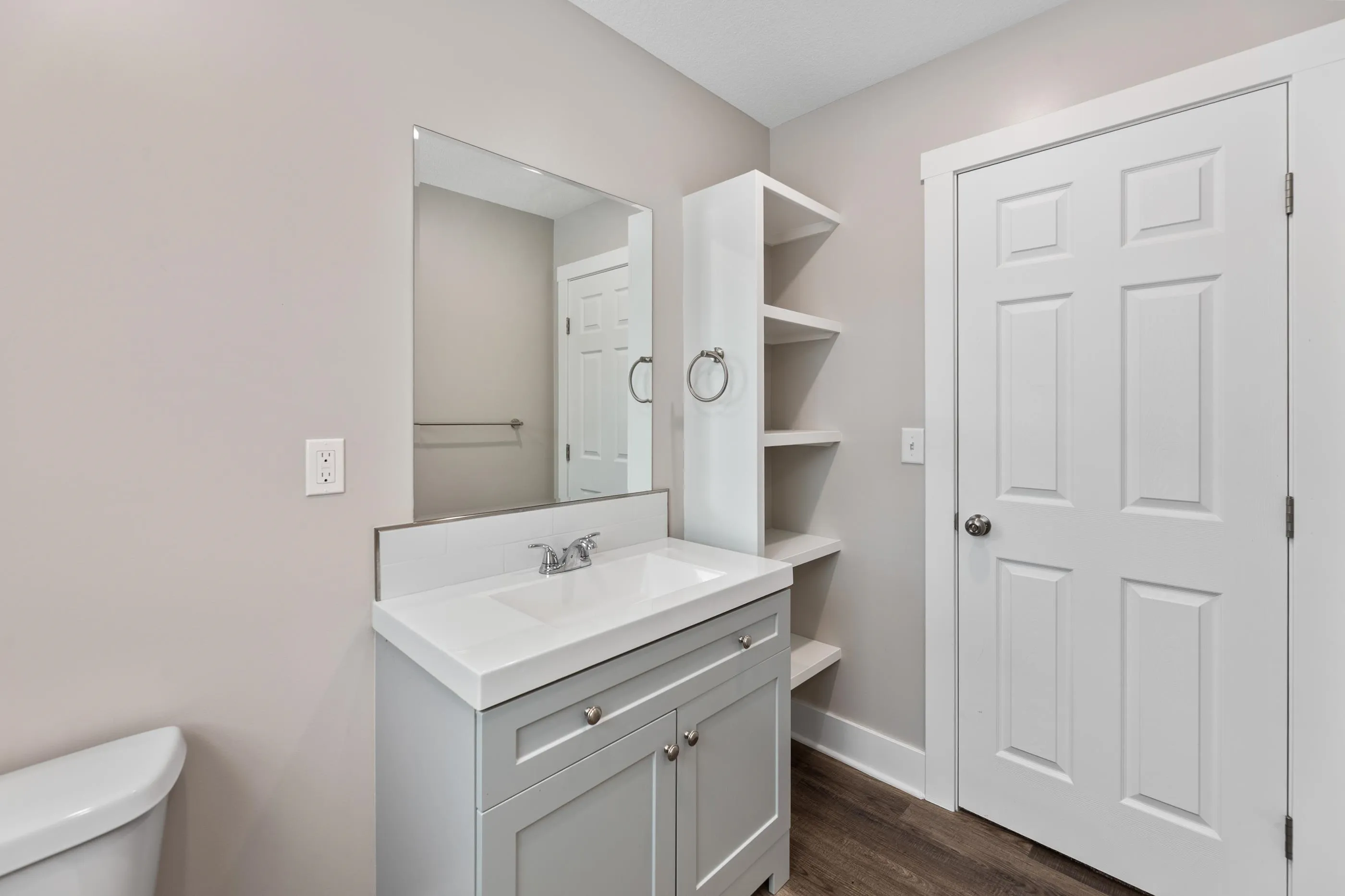 North Newton, Kansas 67117, United States, ,Residential,Active,153135