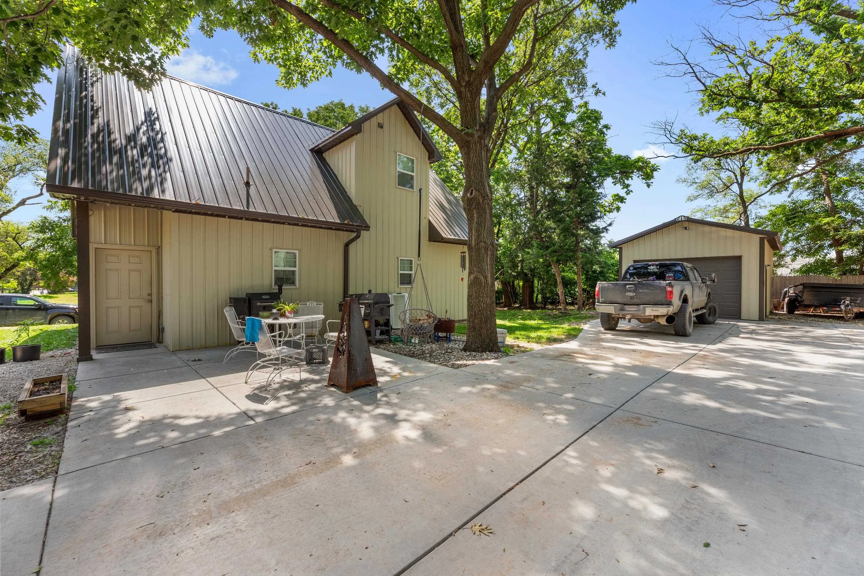 North Newton, Kansas 67117, United States, ,Residential,Active,153135