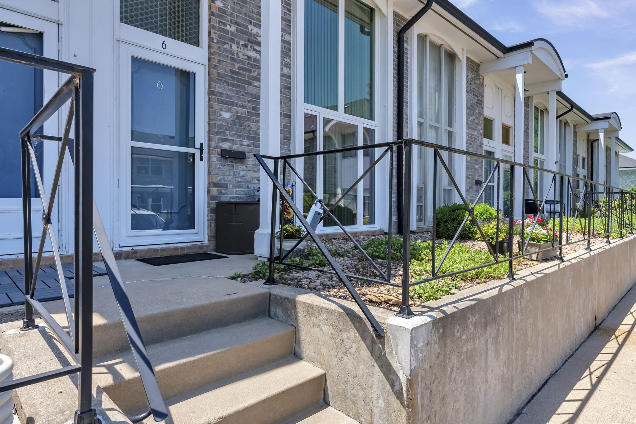 723 N Stackman Dr, Wichita, Kansas image 2