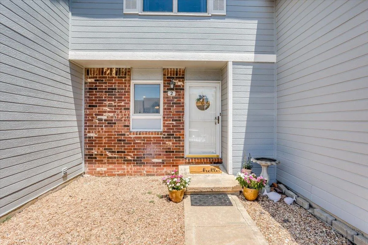 Derby, Kansas 67037, United States, 2 Bedrooms Bedrooms, ,2 BathroomsBathrooms,Residential,Pending,52620