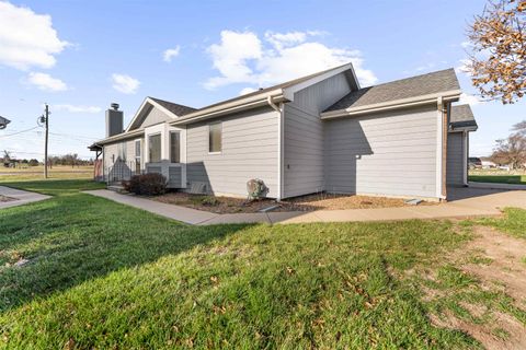 Multifamily For Sale - 673 Georgetown Rd<br/> Salina, KS 67401