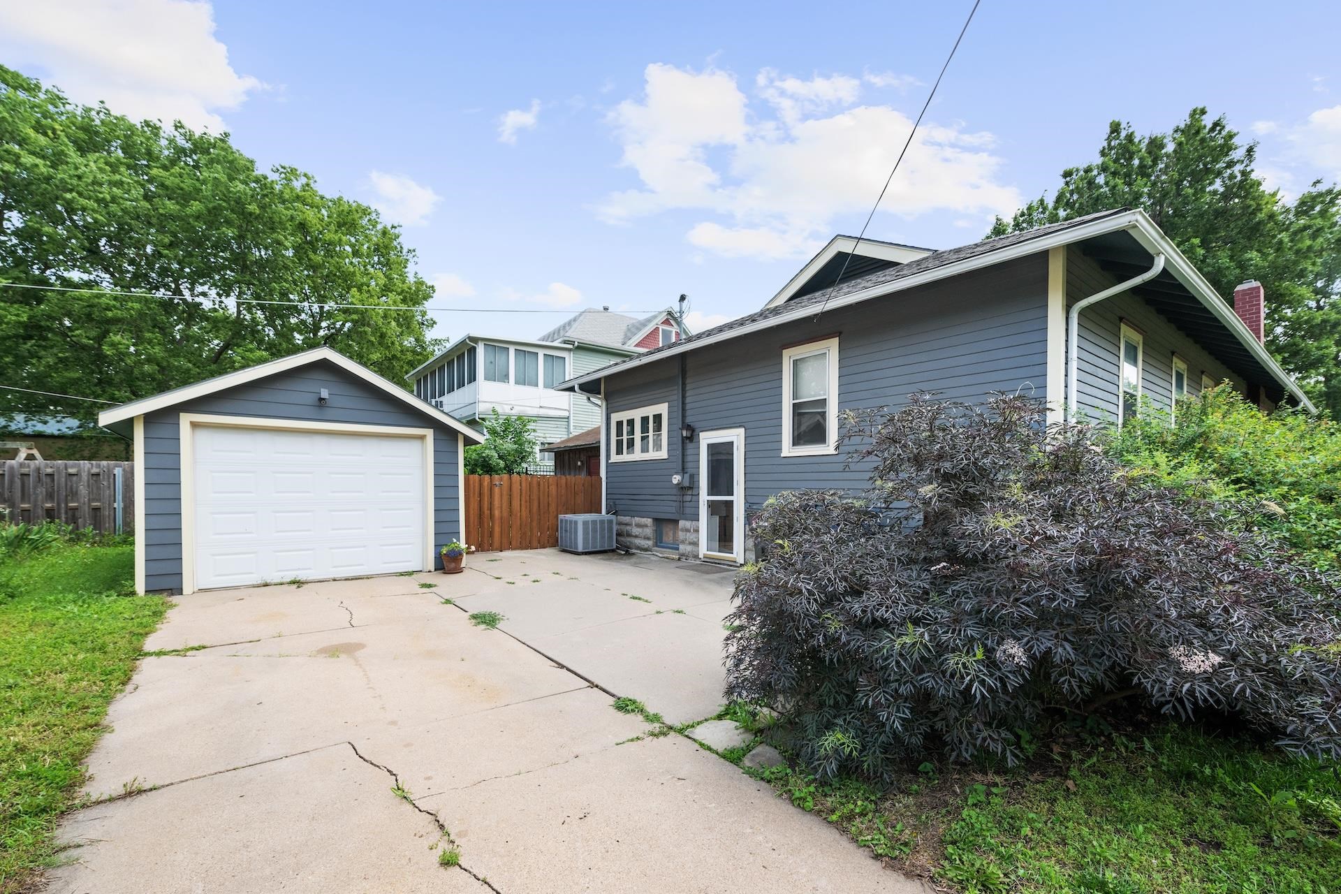 328 W 7th St, Newton, Kansas image 15