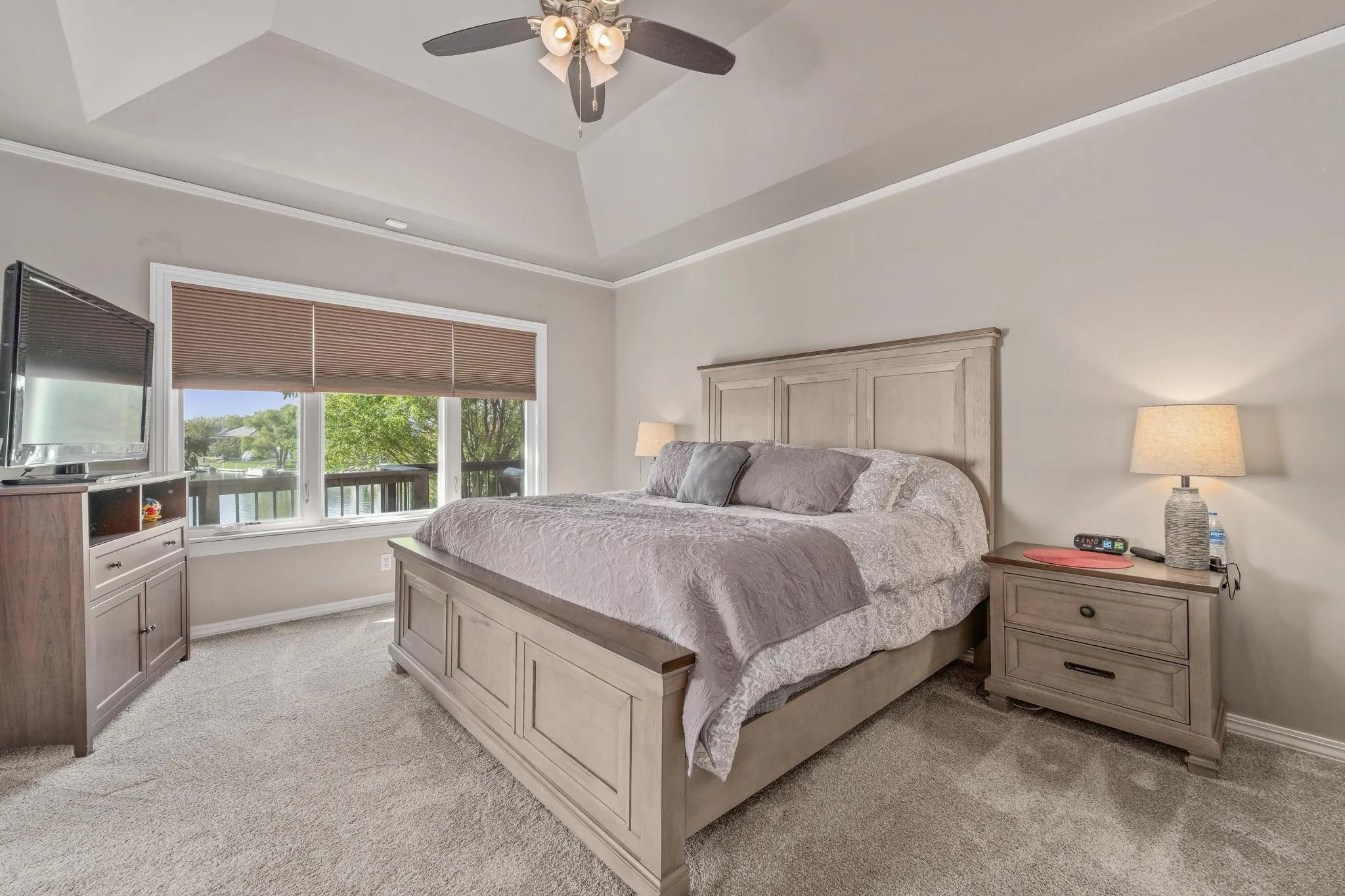 Wichita, Kansas 67204, United States, 4 Bedrooms Bedrooms, ,5 BathroomsBathrooms,Residential,Active,232155