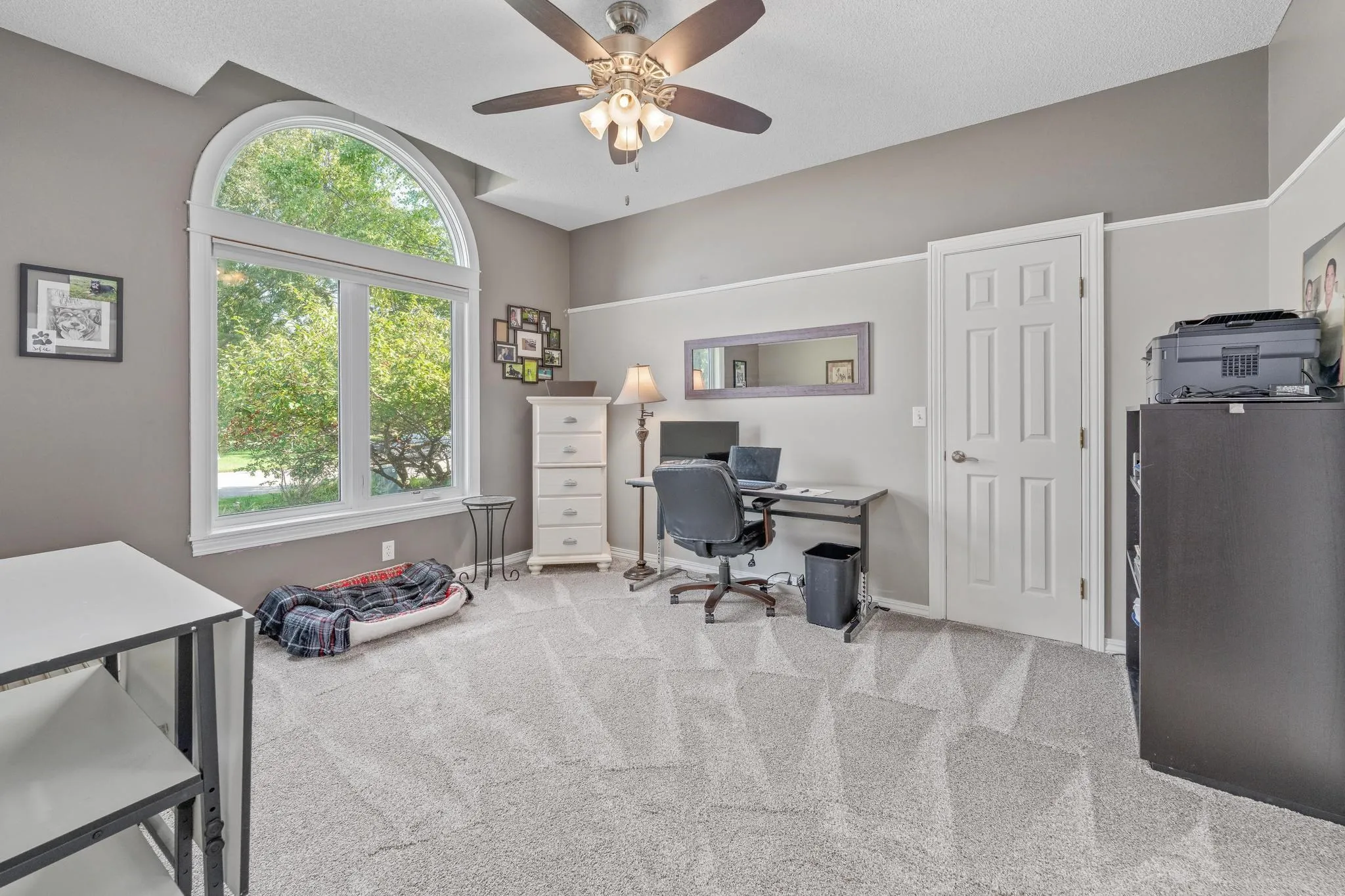 Wichita, Kansas 67204, United States, 4 Bedrooms Bedrooms, ,5 BathroomsBathrooms,Residential,Active,232155