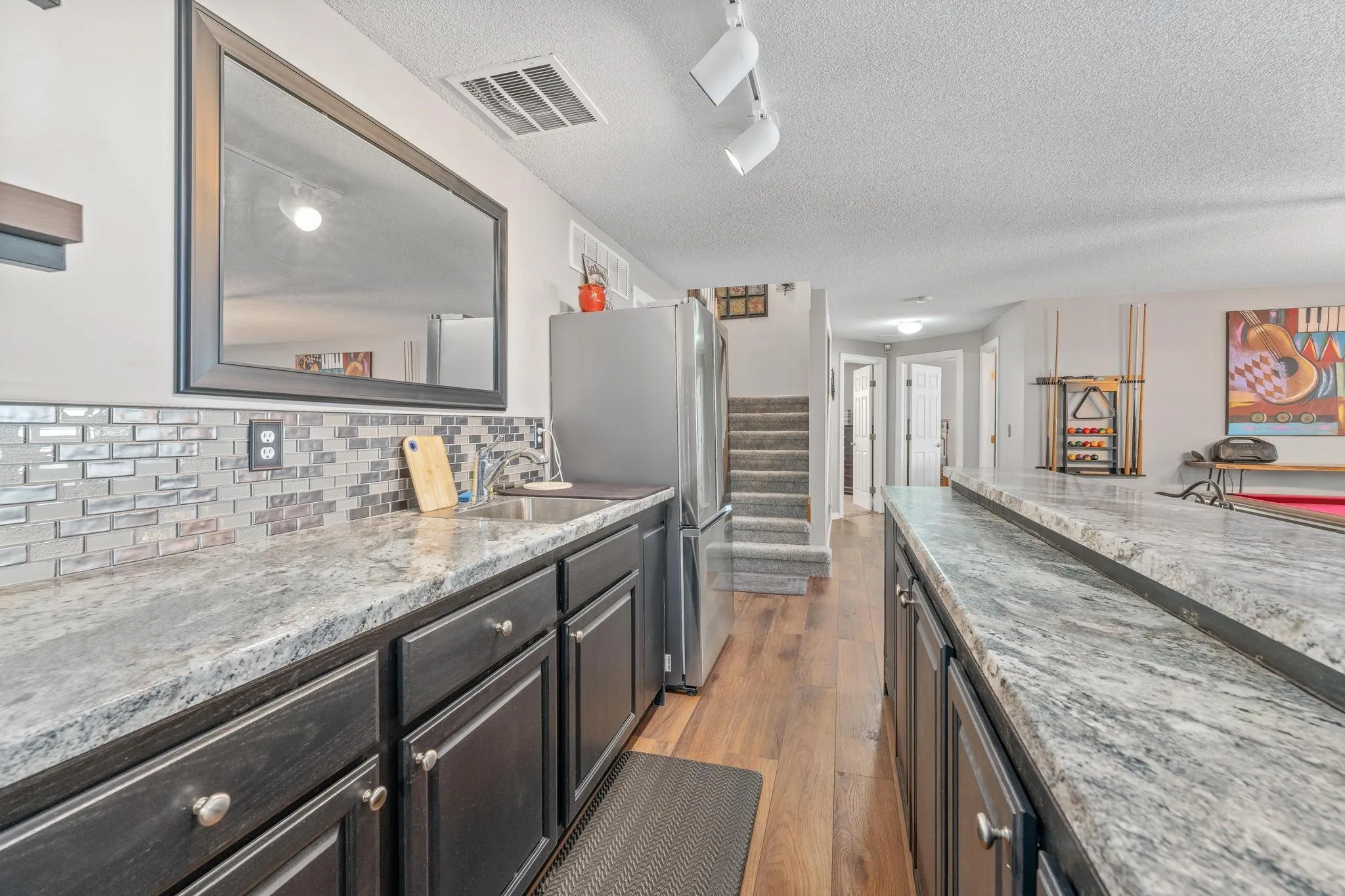 Wichita, Kansas 67204, United States, 4 Bedrooms Bedrooms, ,5 BathroomsBathrooms,Residential,Active,232155