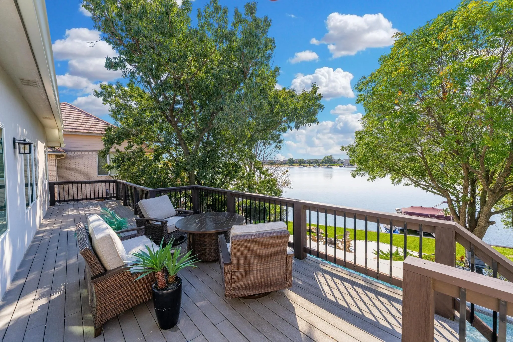 Wichita, Kansas 67204, United States, 4 Bedrooms Bedrooms, ,5 BathroomsBathrooms,Residential,Active,232155