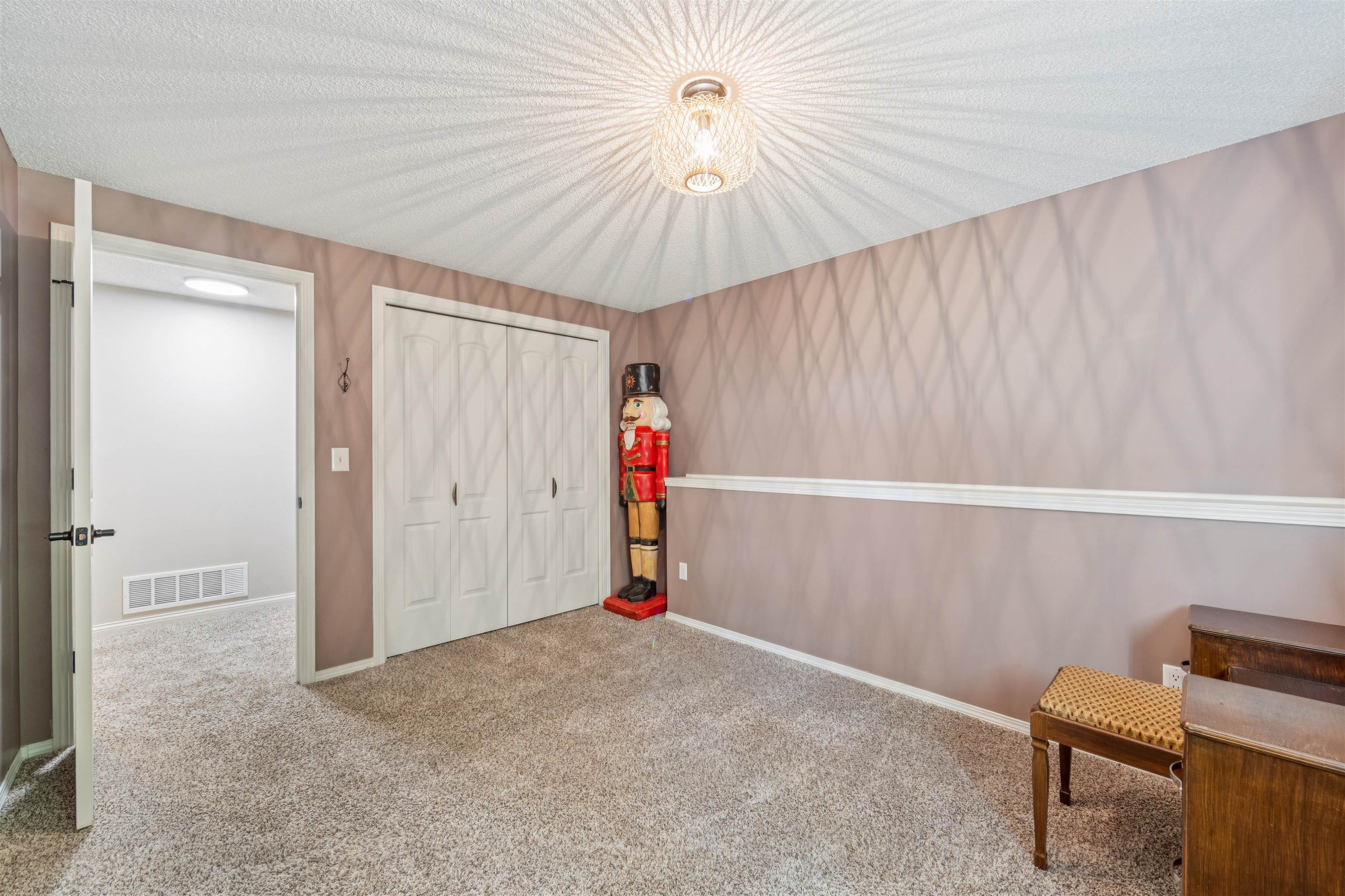 6401 W Clear Meadow St, Wichita, Kansas image 33