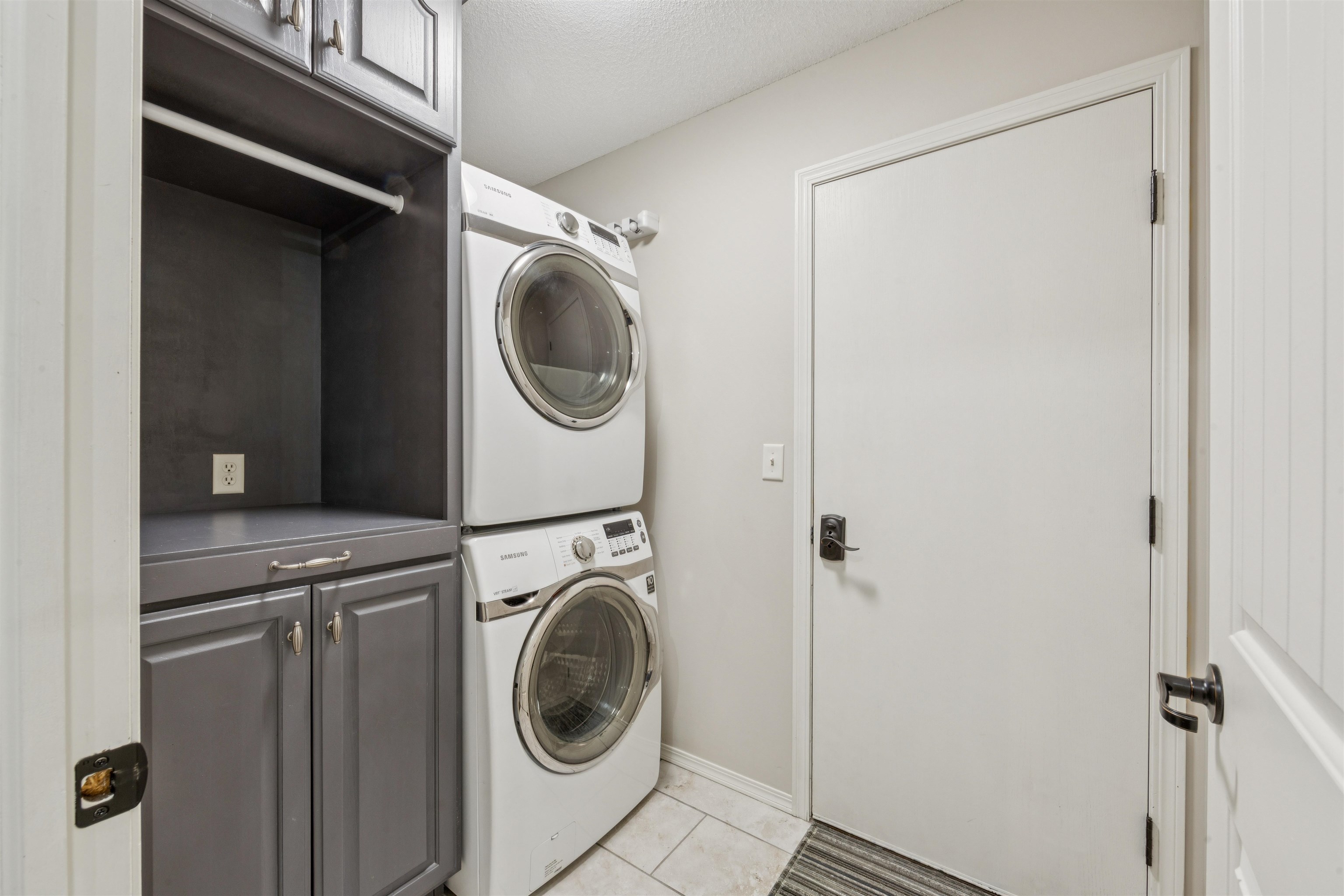 6401 W Clear Meadow St, Wichita, Kansas image 25