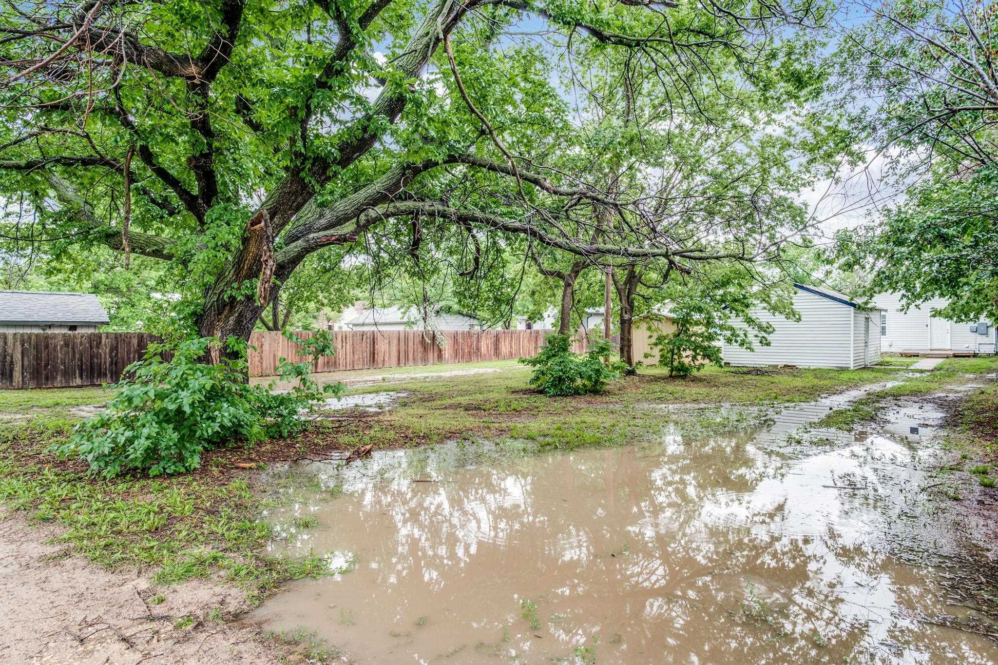 1126 E Avenue B, Hutchinson, Kansas image 32