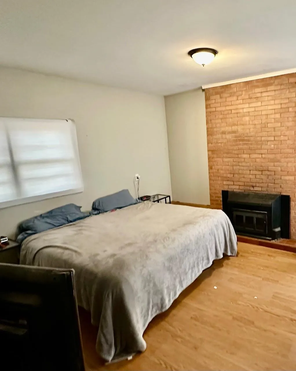 North Newton, Kansas 67117, United States, 4 Bedrooms Bedrooms, ,2 BathroomsBathrooms,Residential,Pending,30395