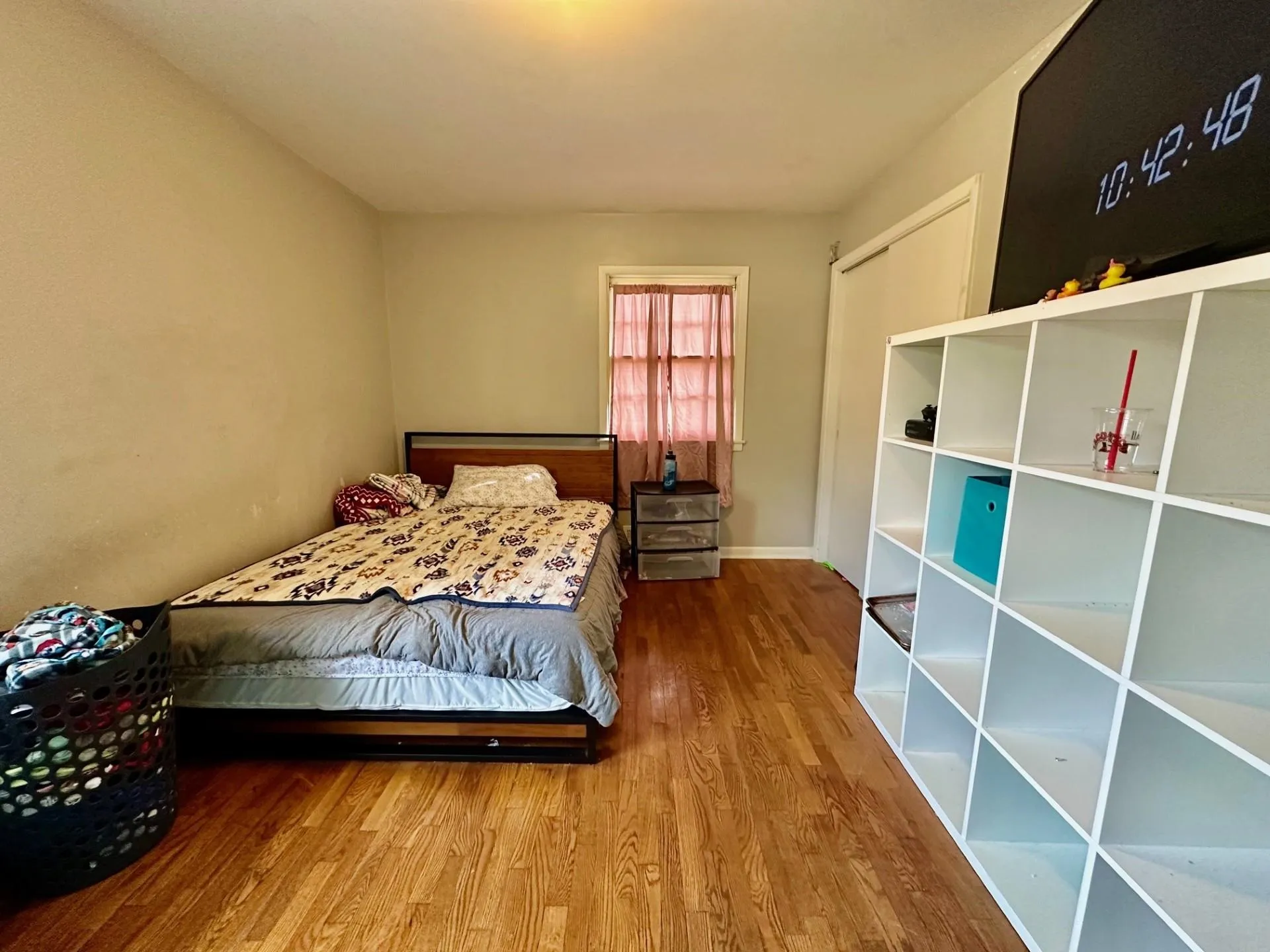 North Newton, Kansas 67117, United States, 4 Bedrooms Bedrooms, ,2 BathroomsBathrooms,Residential,Pending,30395