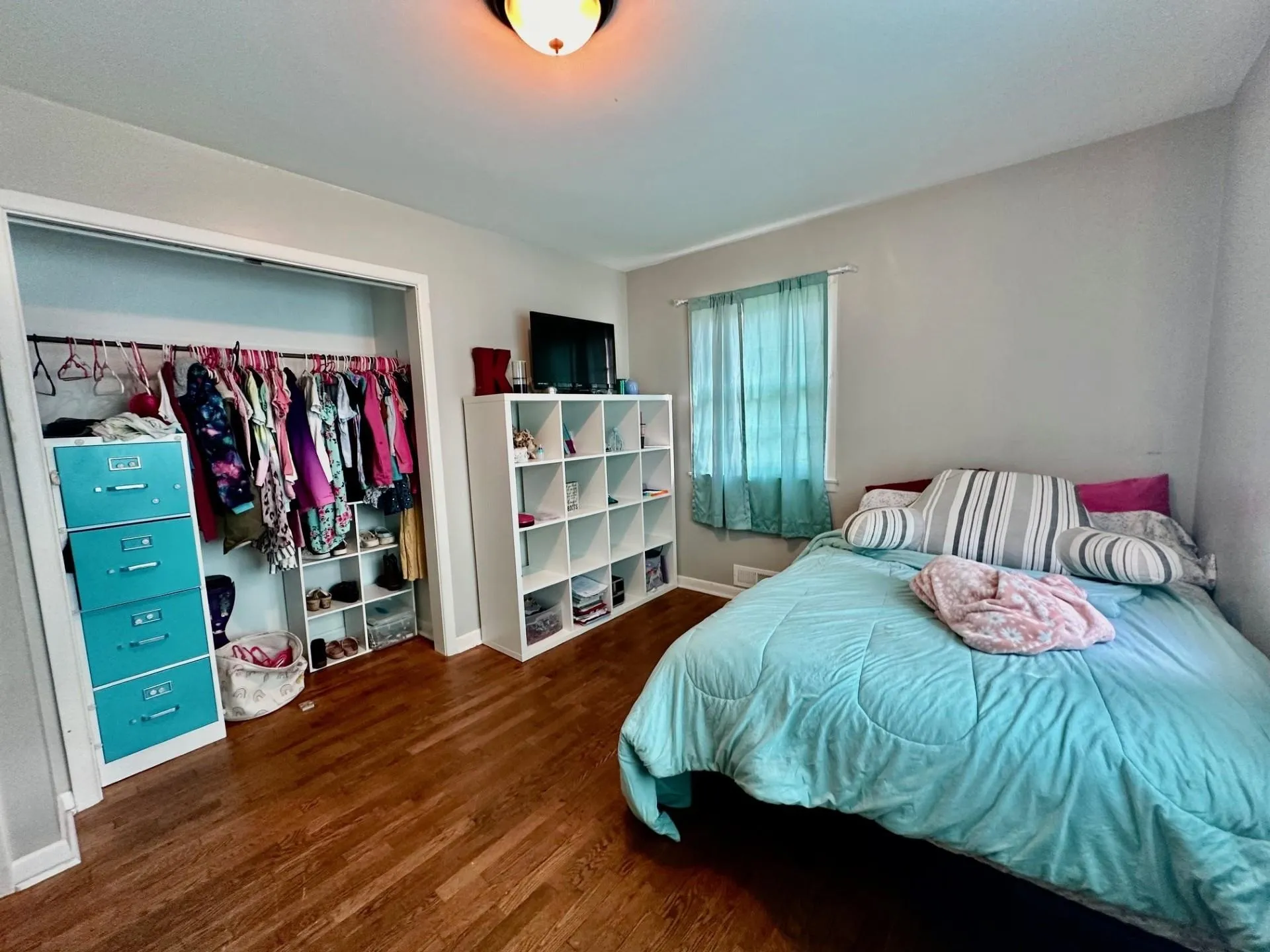 North Newton, Kansas 67117, United States, 4 Bedrooms Bedrooms, ,2 BathroomsBathrooms,Residential,Pending,30395