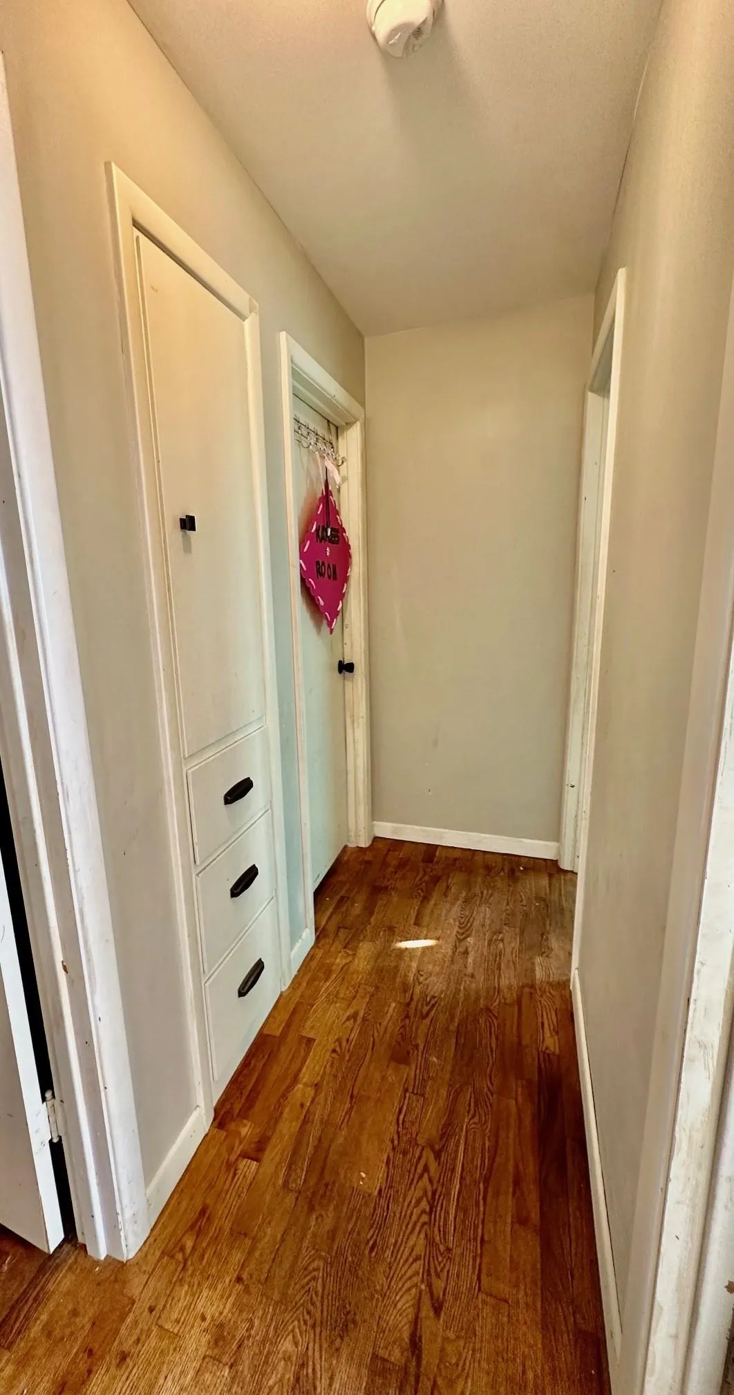 North Newton, Kansas 67117, United States, 4 Bedrooms Bedrooms, ,2 BathroomsBathrooms,Residential,Pending,30395