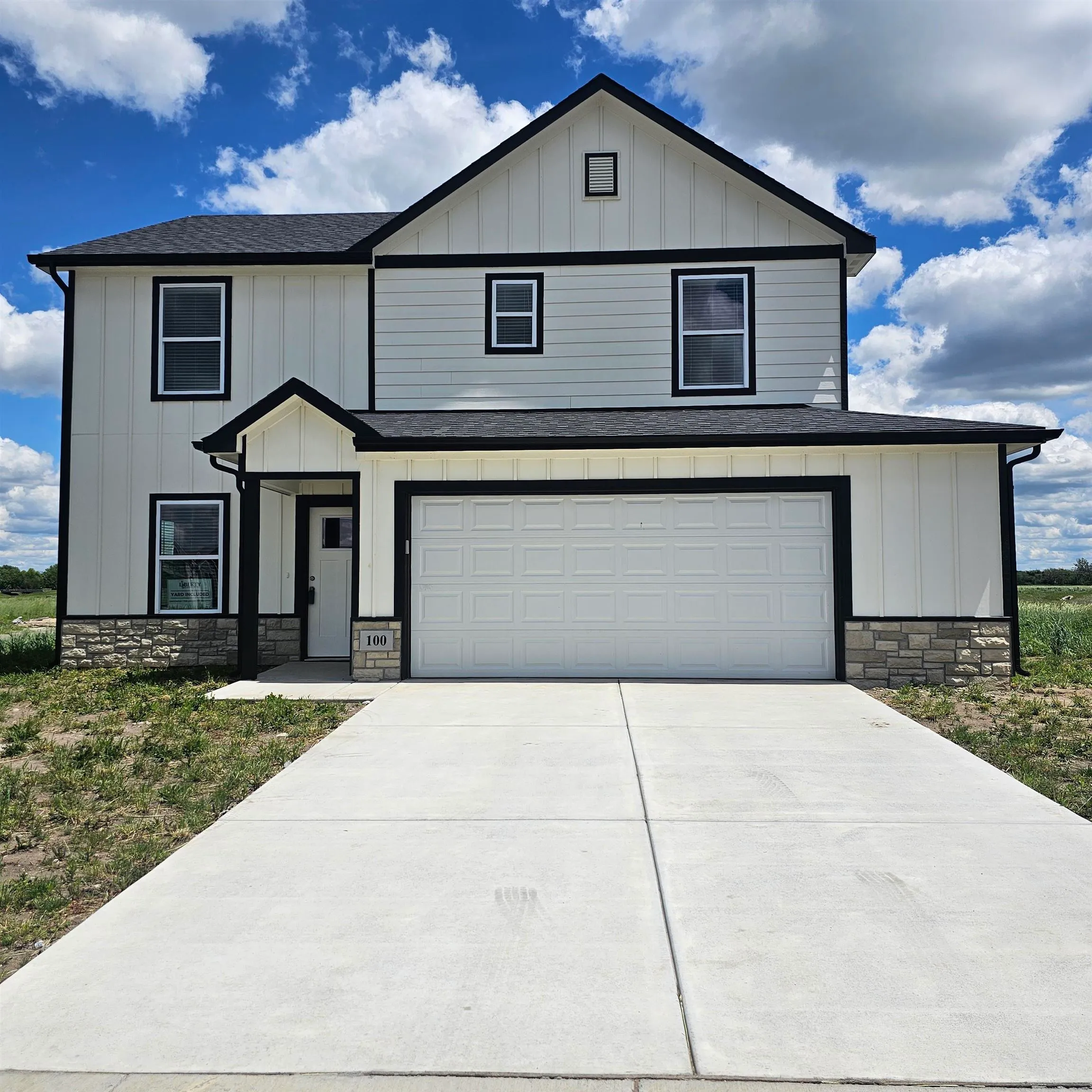 Valley Center, Kansas 67147, United States, 4 Bedrooms Bedrooms, ,3 BathroomsBathrooms,Residential,Active,47182