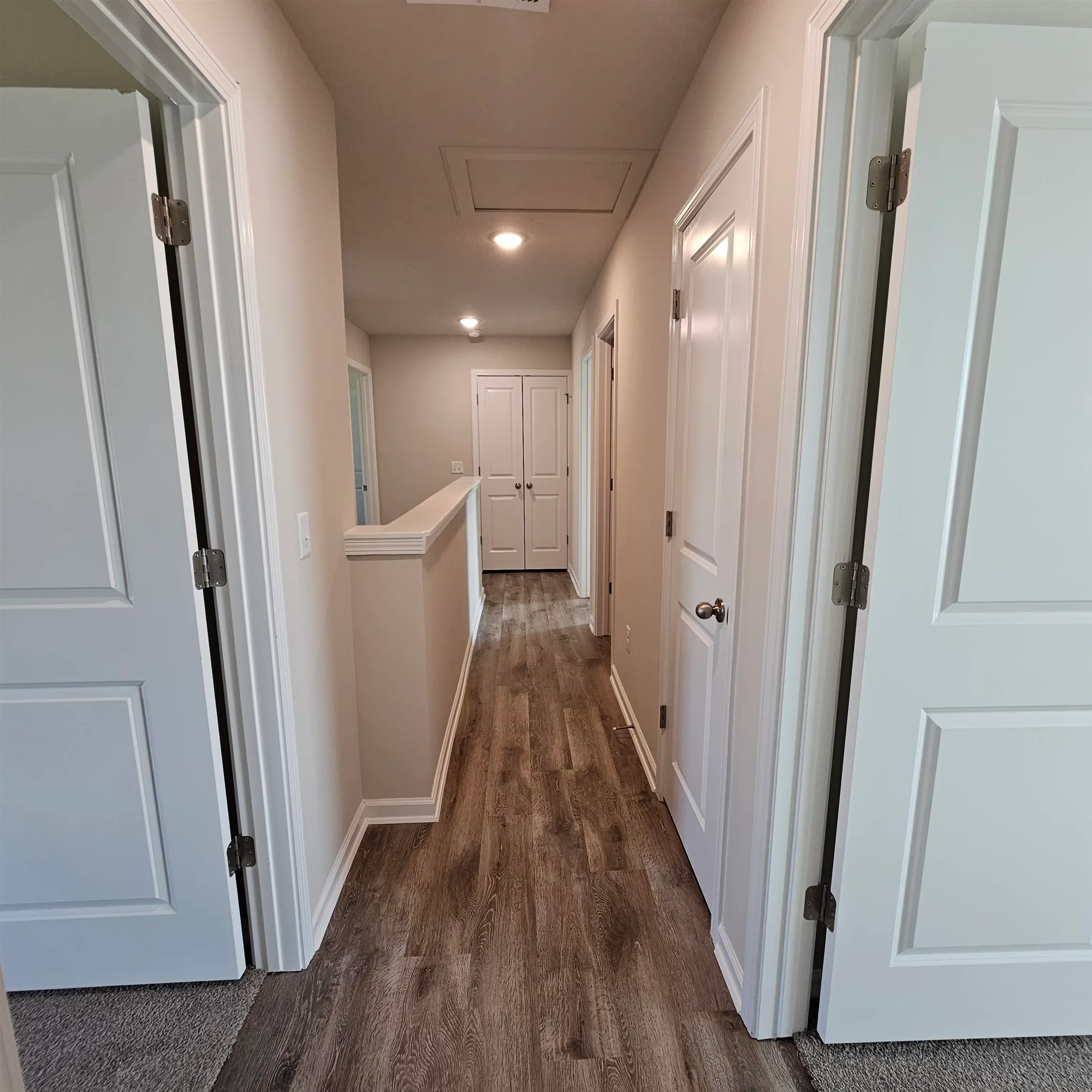 Valley Center, Kansas 67147, United States, 4 Bedrooms Bedrooms, ,3 BathroomsBathrooms,Residential,Active,47182