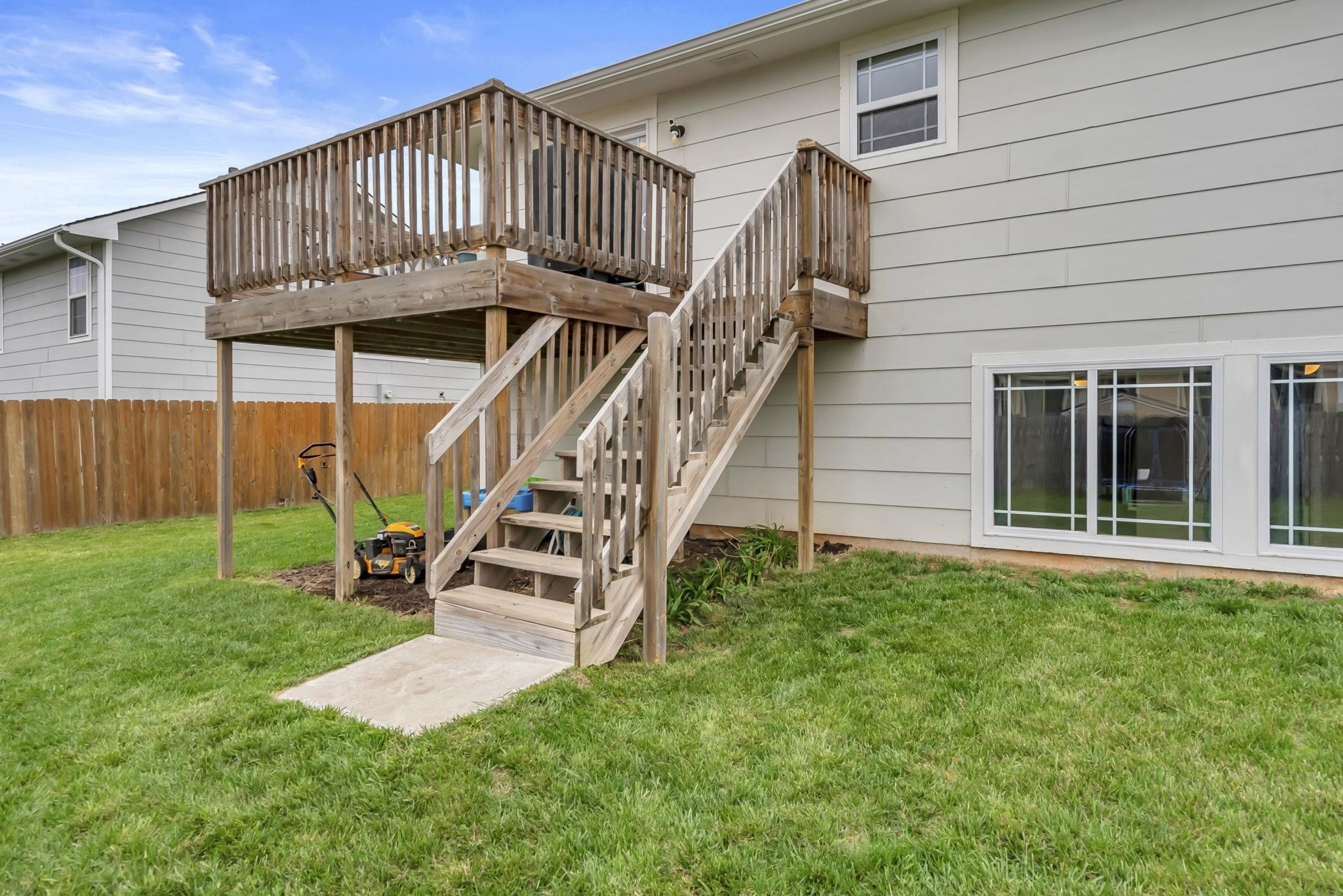 719 S Cherrywood Cir, Andover, Kansas image 28