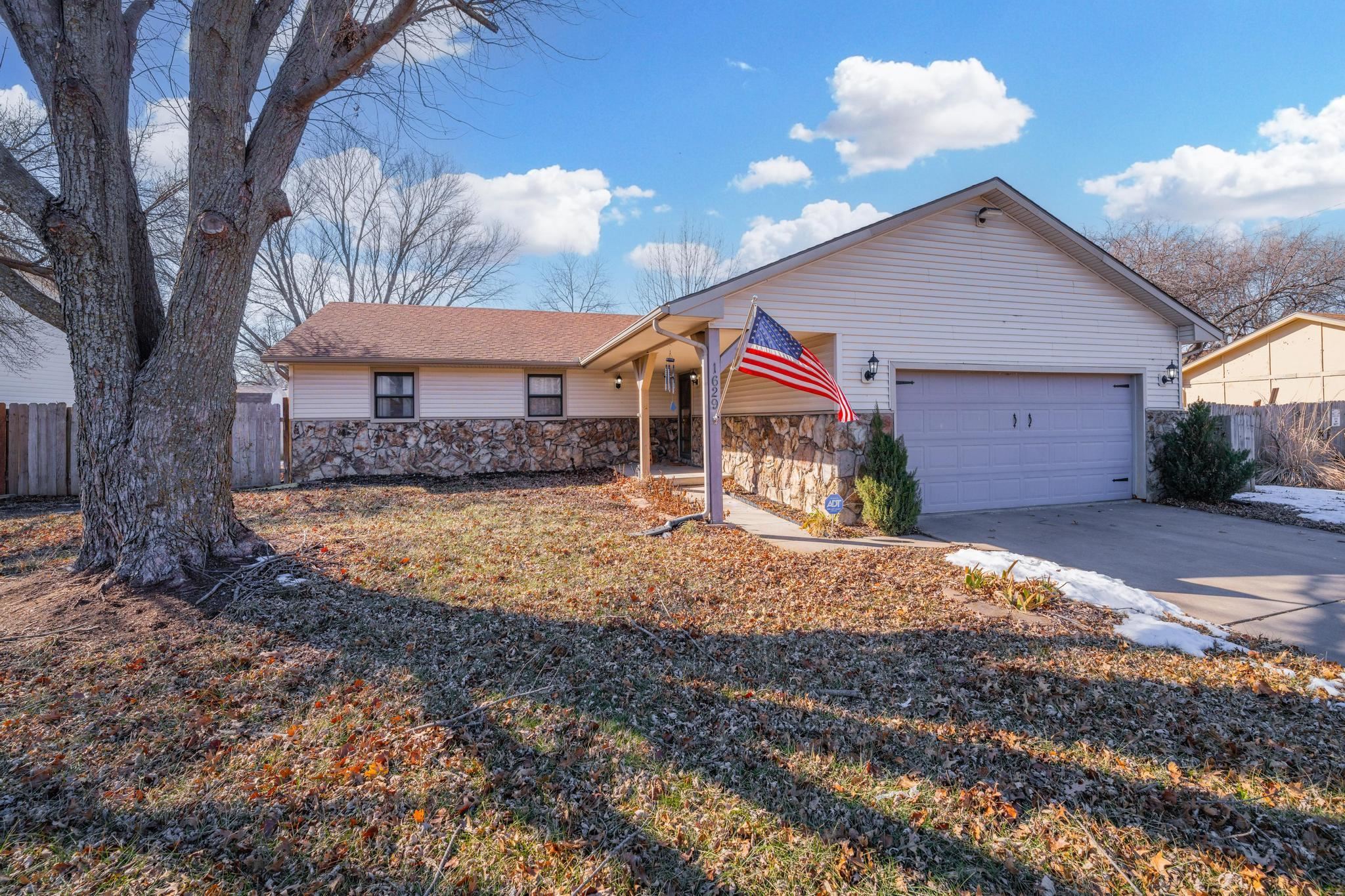 1629 N Pin Oak Ct, Rose Hill, Kansas image 35