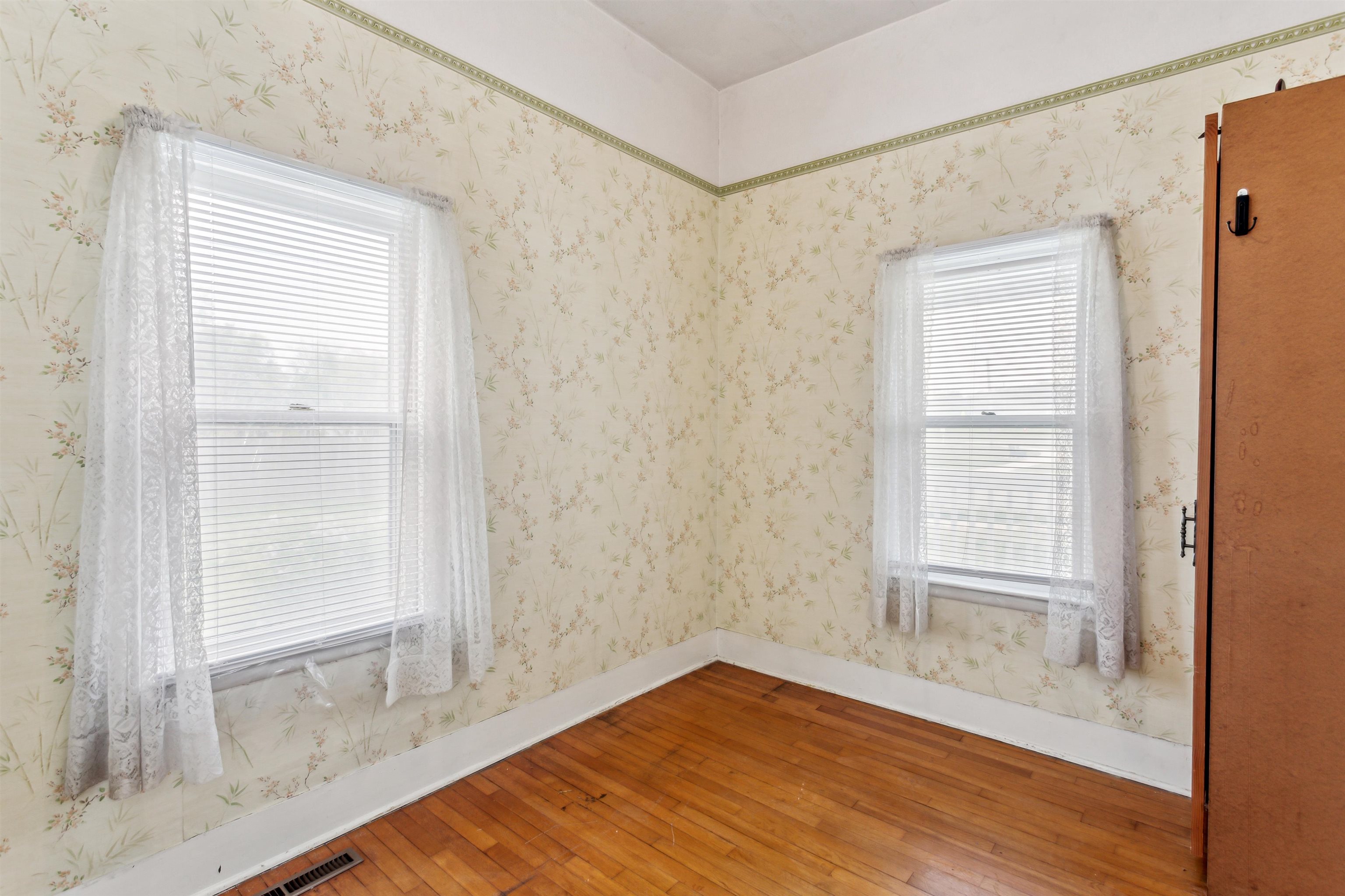 664 Santa Fe St, Augusta, Kansas image 17