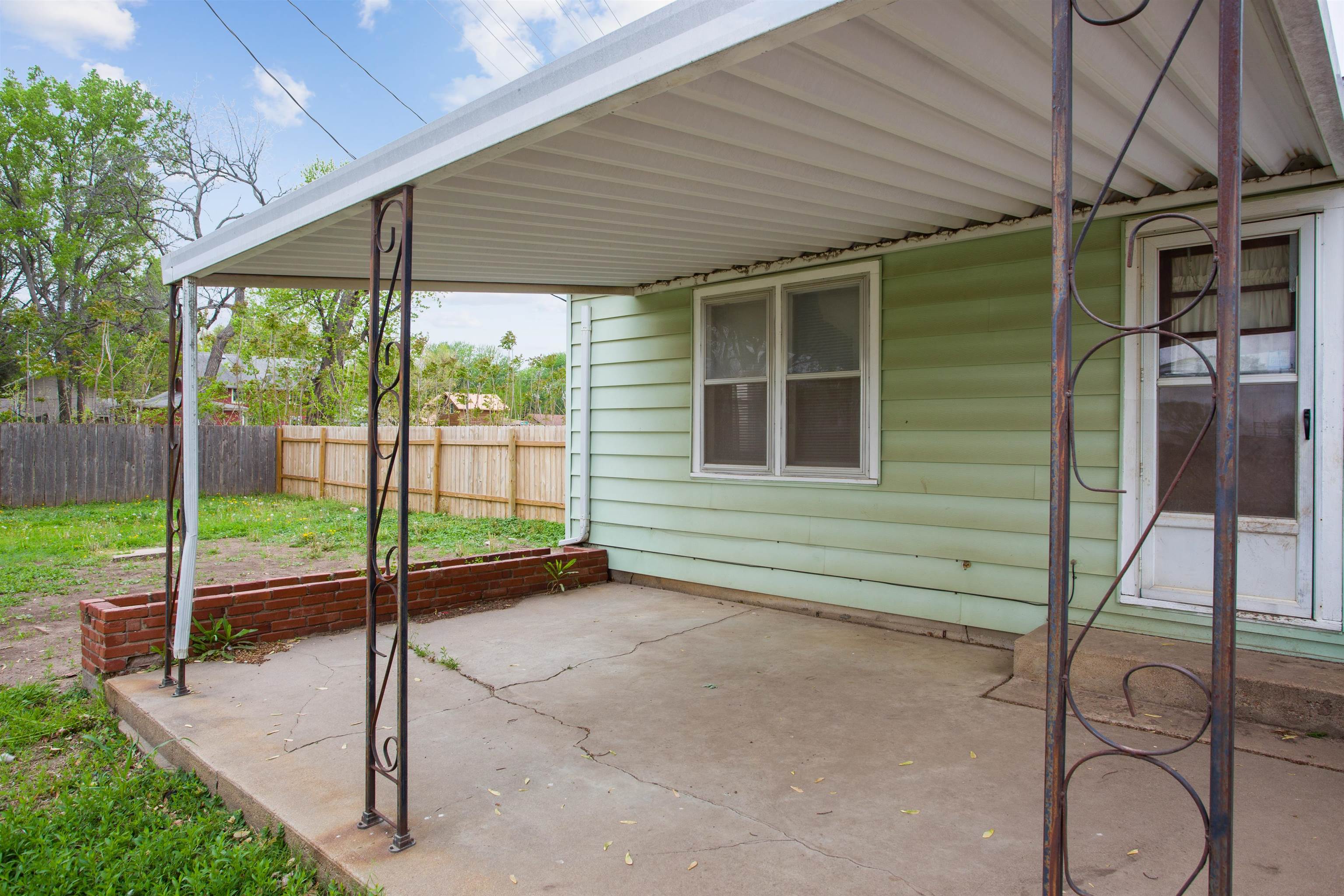 664 Santa Fe St, Augusta, Kansas image 24