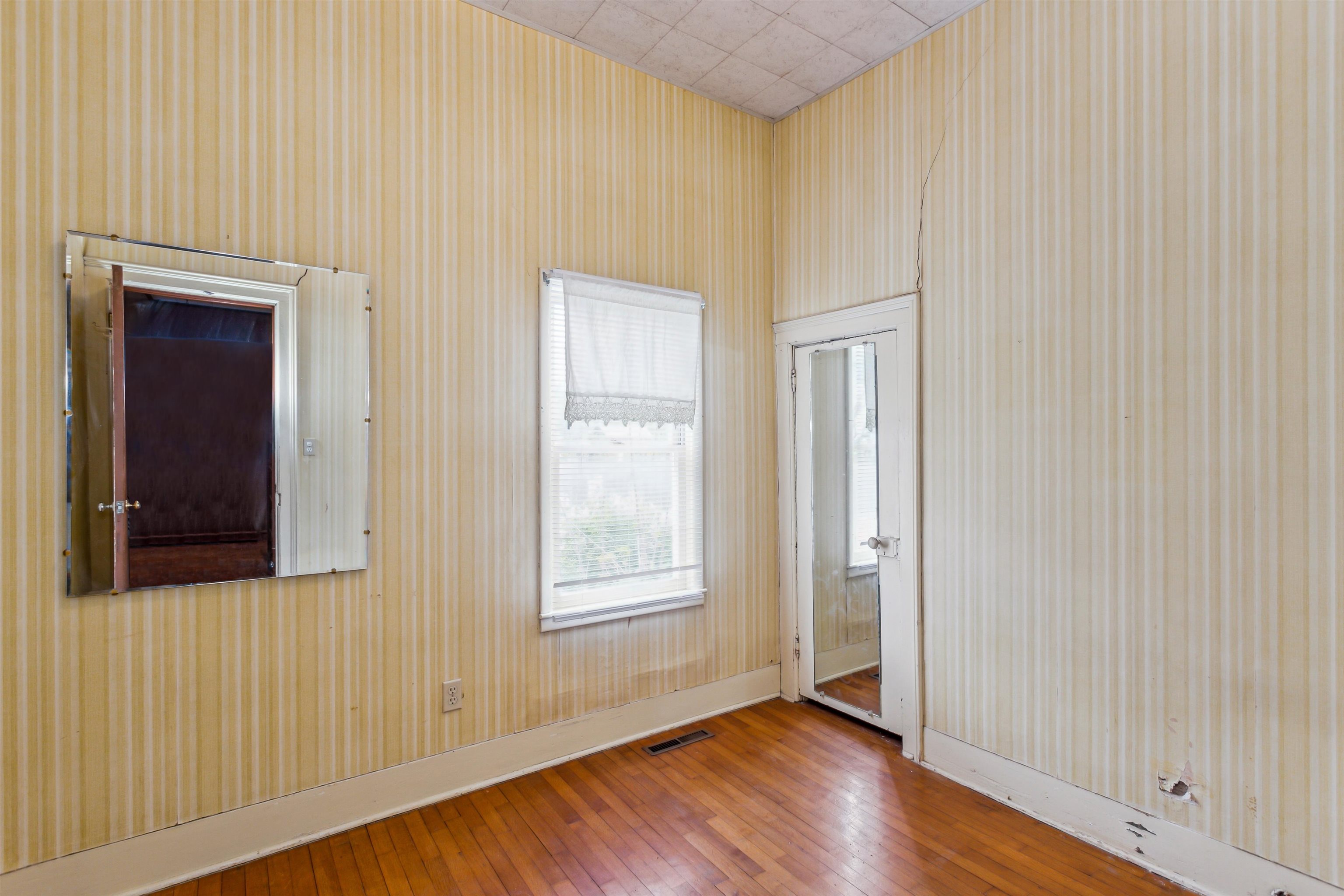 664 Santa Fe St, Augusta, Kansas image 15